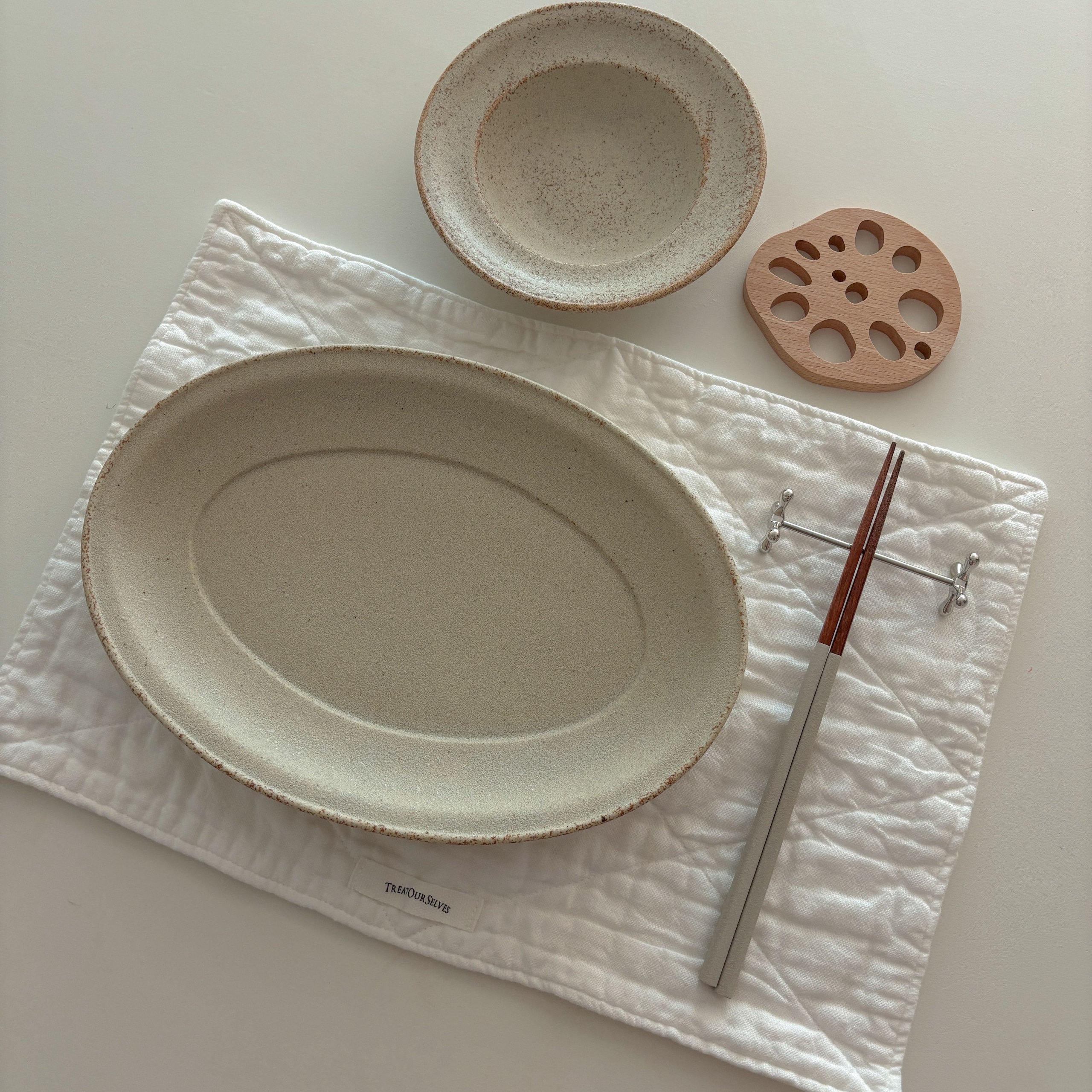 Wood Lotus Root Spoon Rest & Coaster Set (2-Piece) user photo