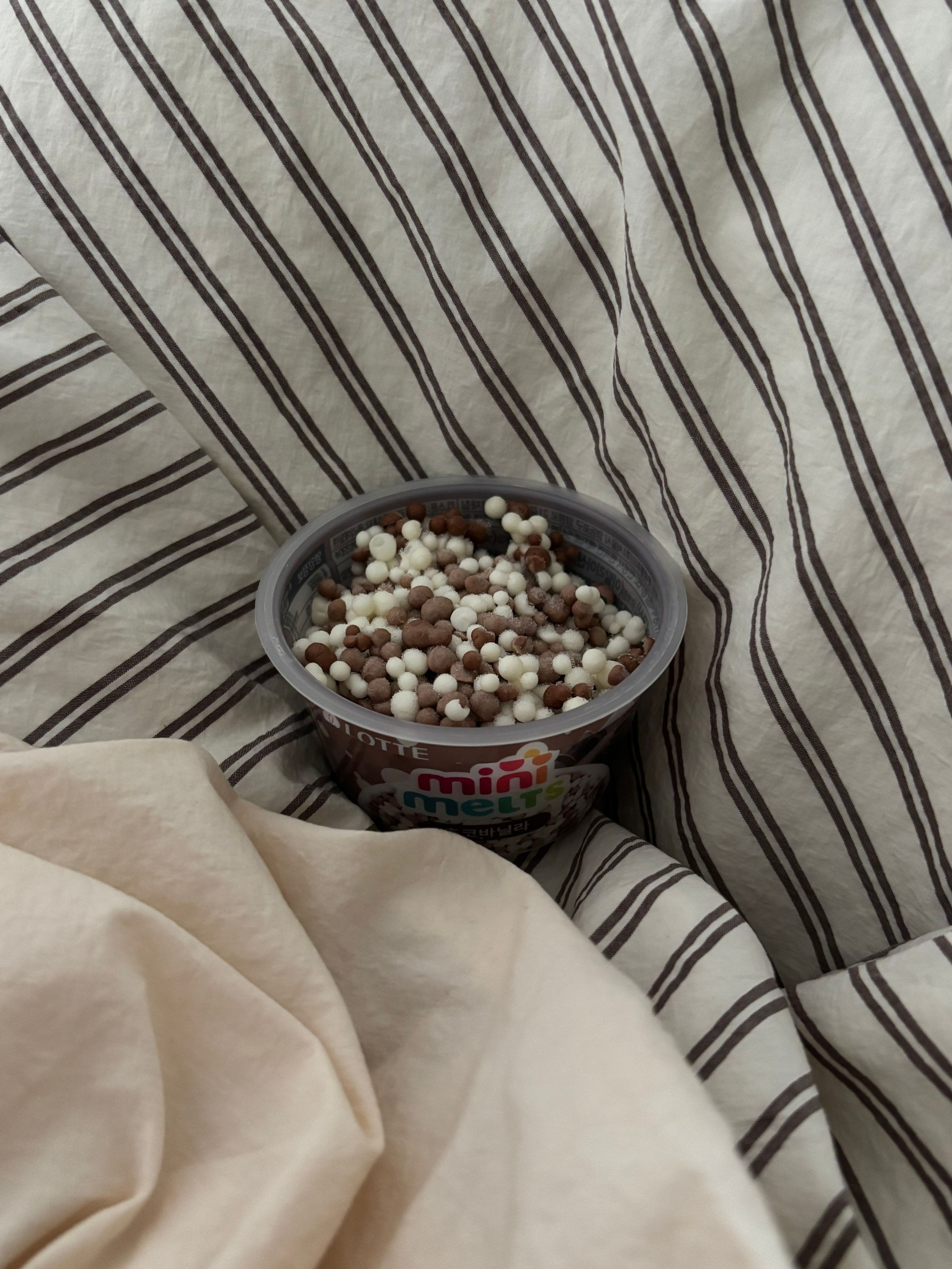 Brown Stripe Reversible Duvet Cover user photo