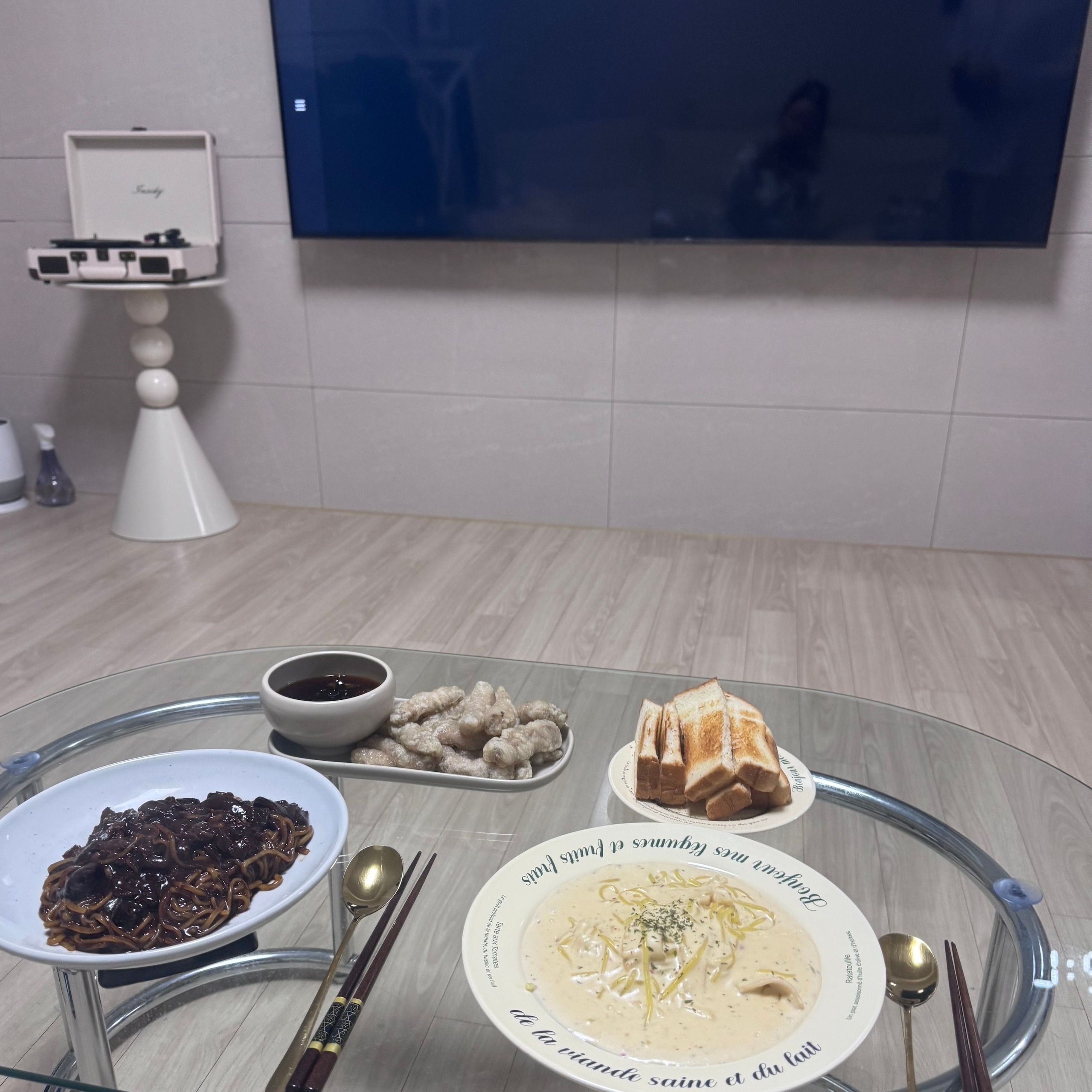 Handcrafted Pedestal Plate user photo