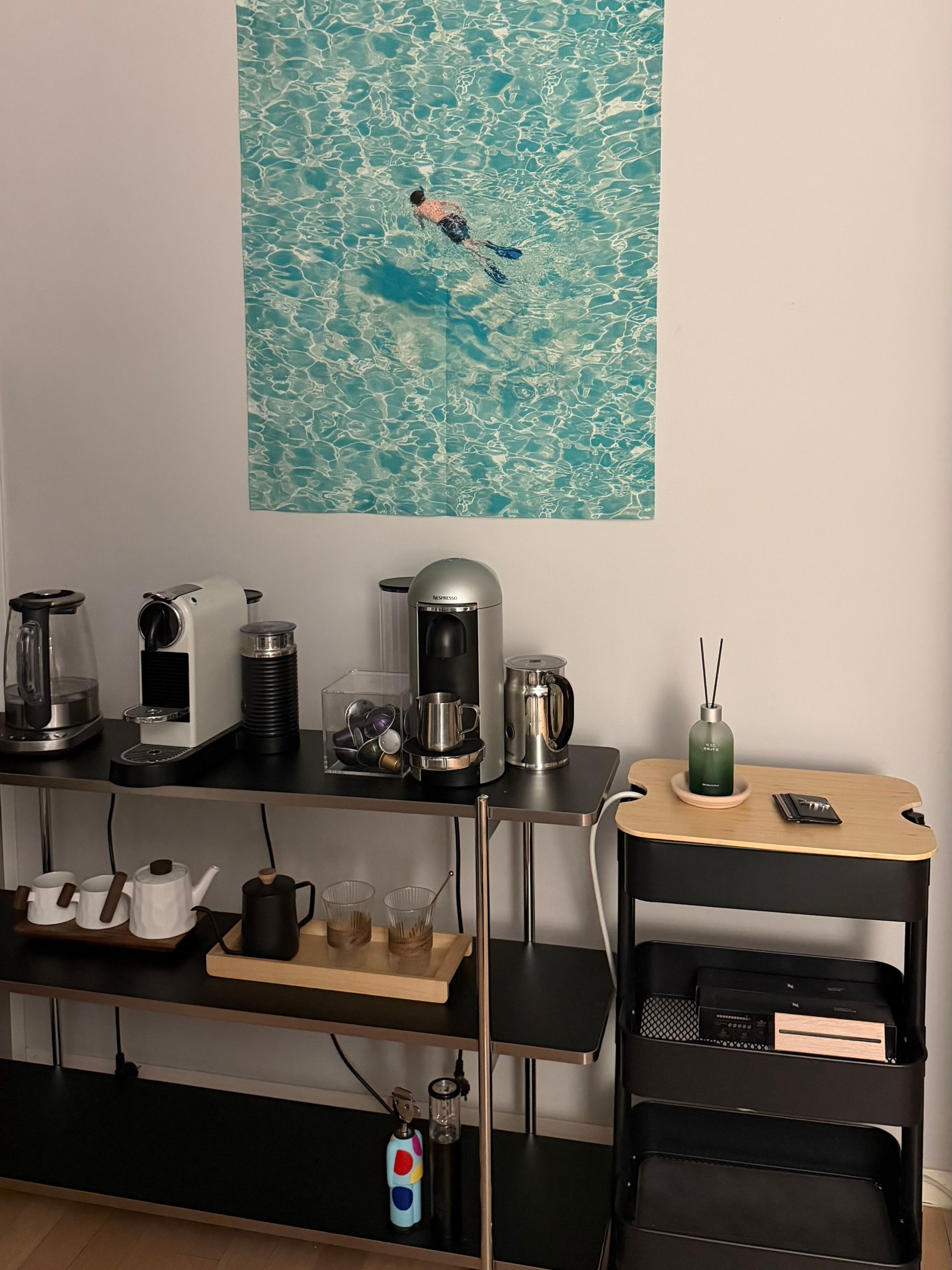 Gott Black Mid-Century Shelf user photo