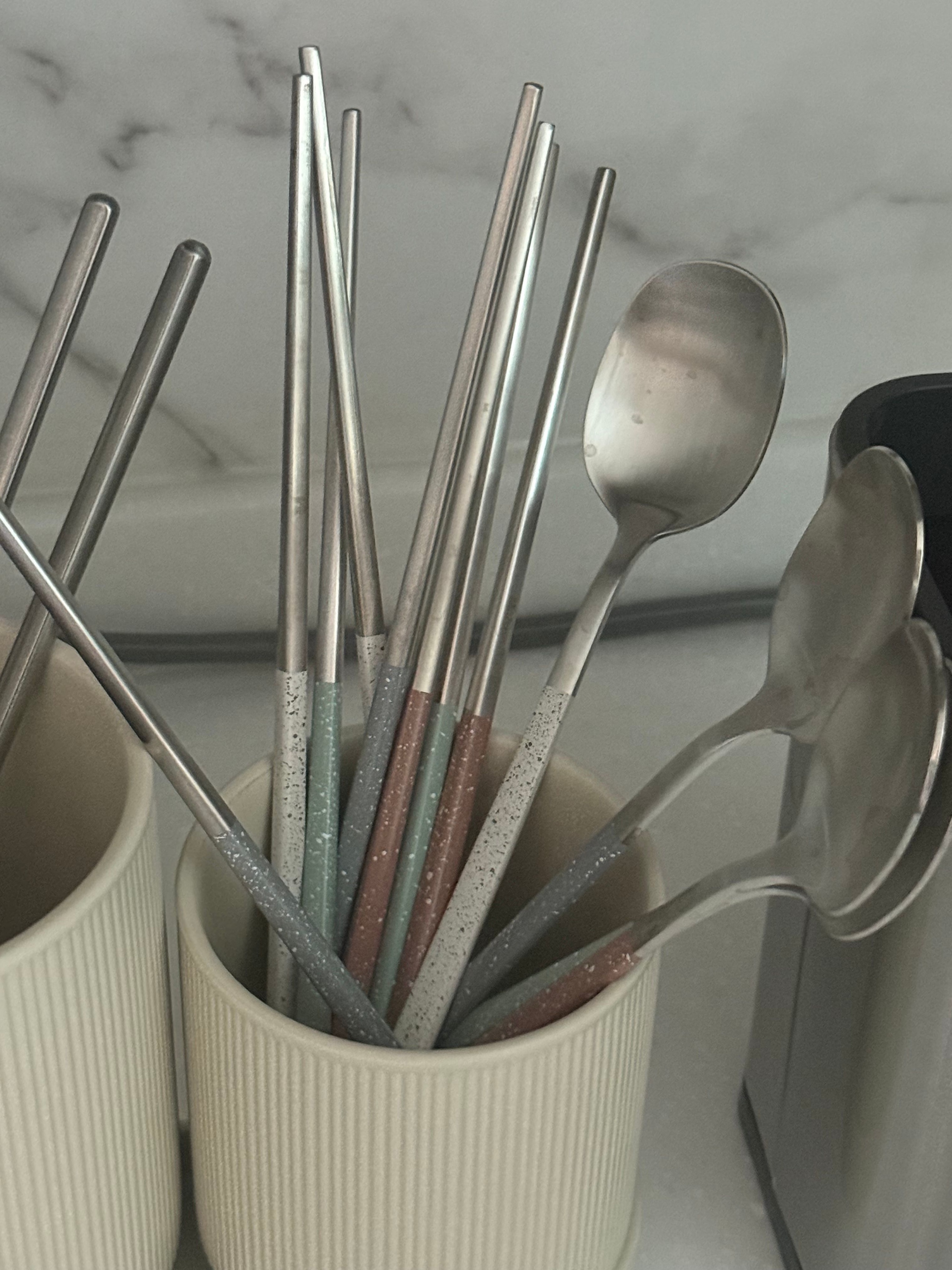 Dotty Spoon & Chopstick Set for 4 (8-Piece) user photo