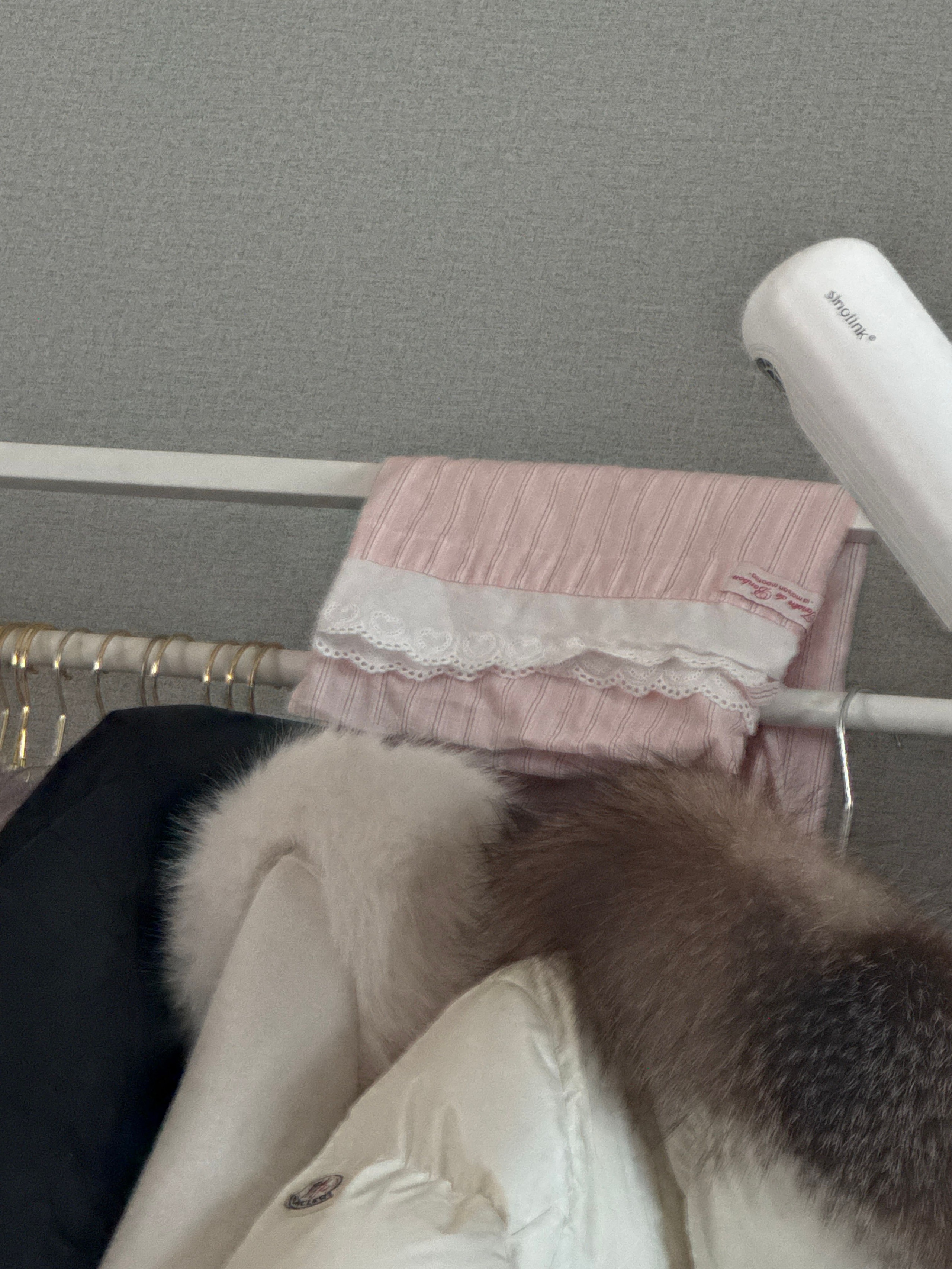 Little Sleepy Soft Lace Cotton Pillowcase user photo