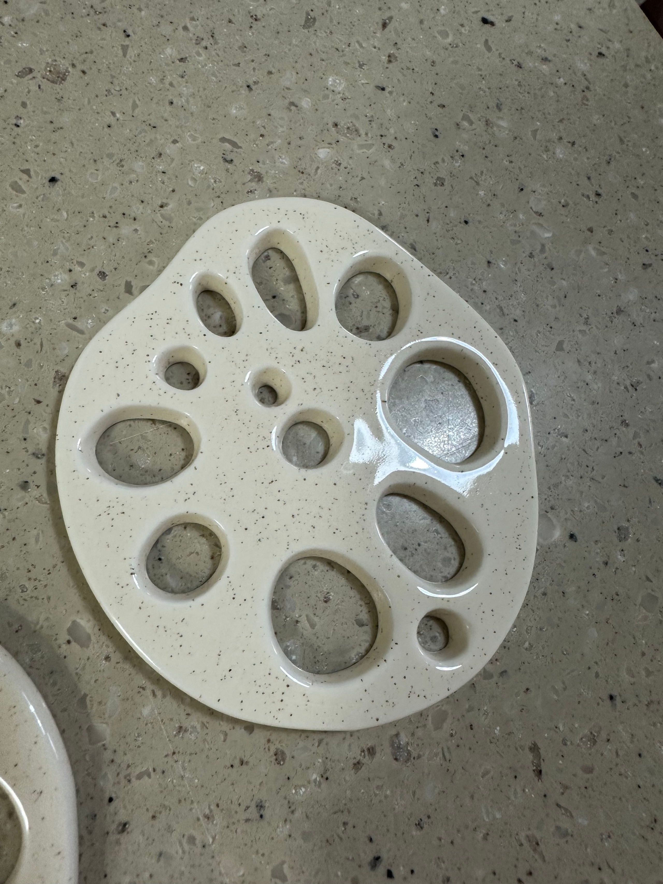 Pebbler Lotus Root Spoon Rest & Coaster user photo