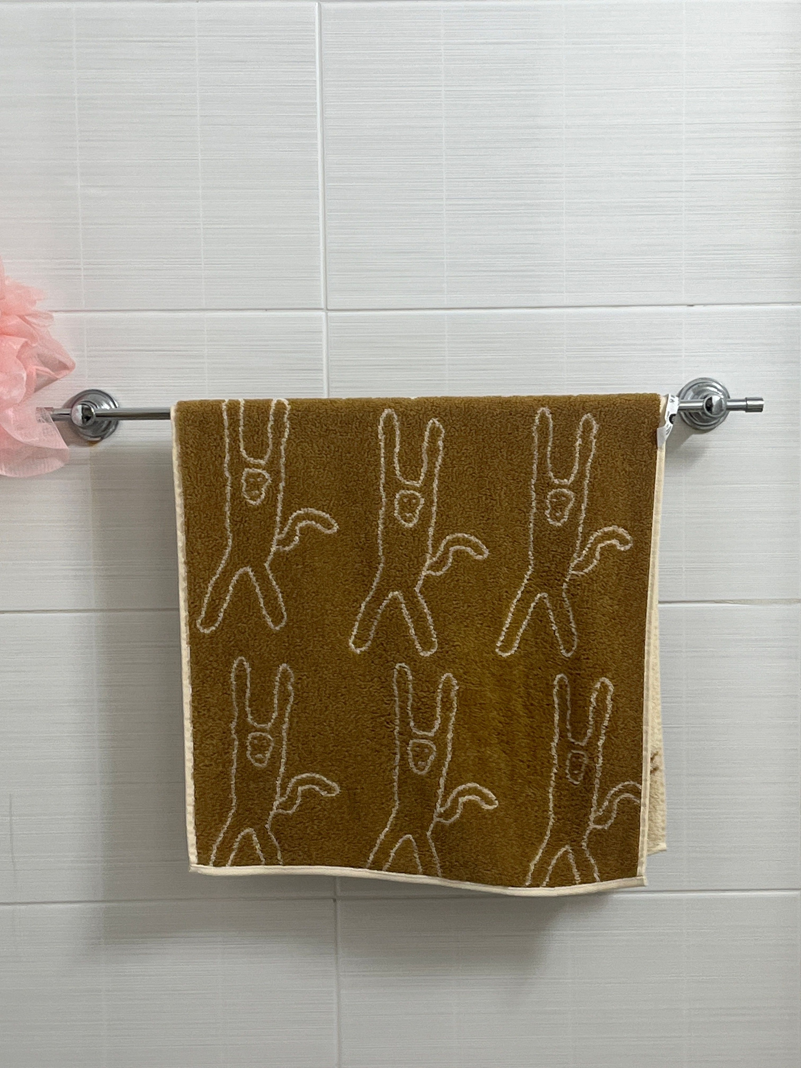 Warmgrey Tail Pick-Your-Pair Towel Set (4-Piece) user photo