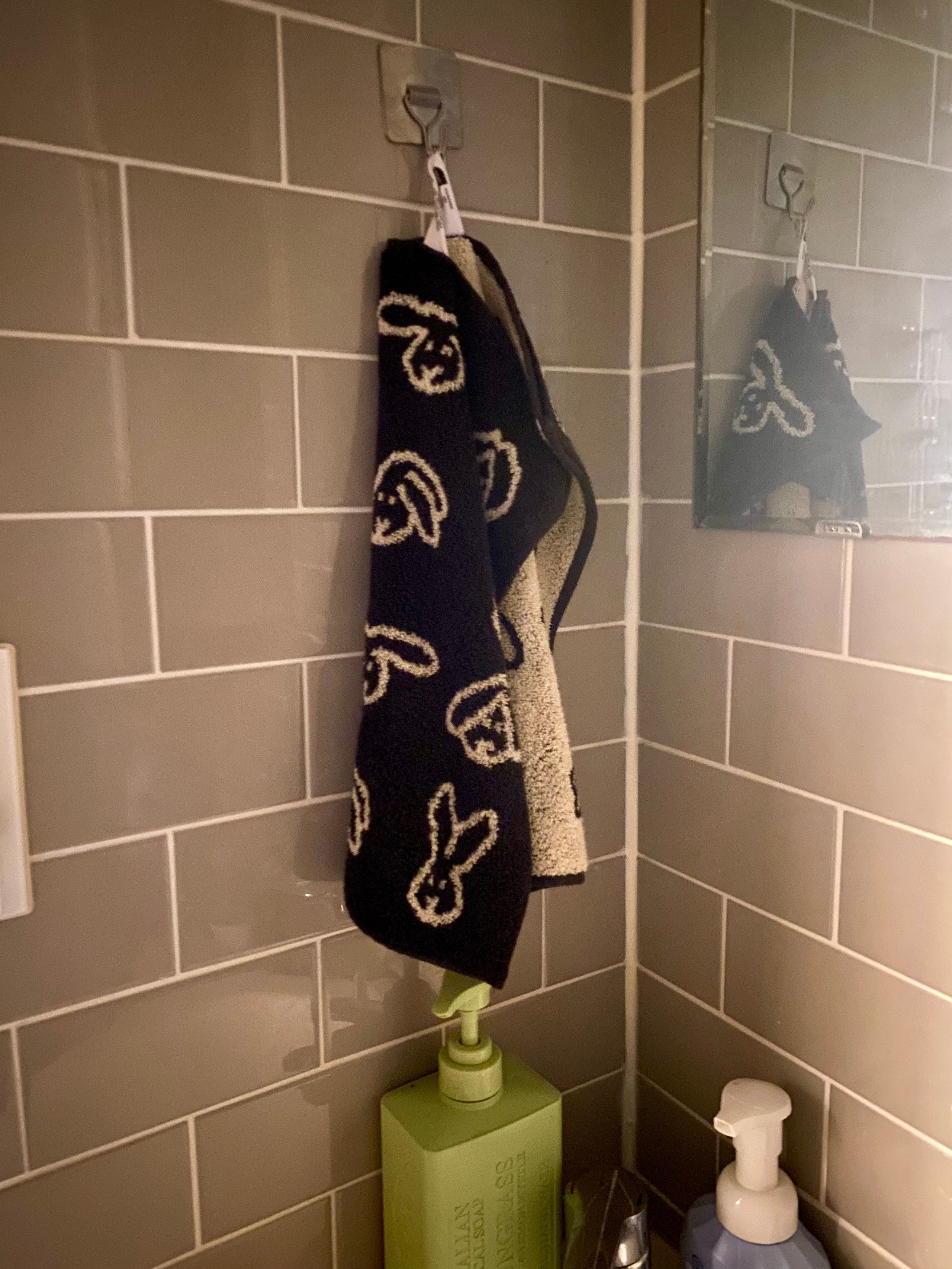 Warmgrey Tail Face & Hand Towel Gift Set (4-Piece) user photo