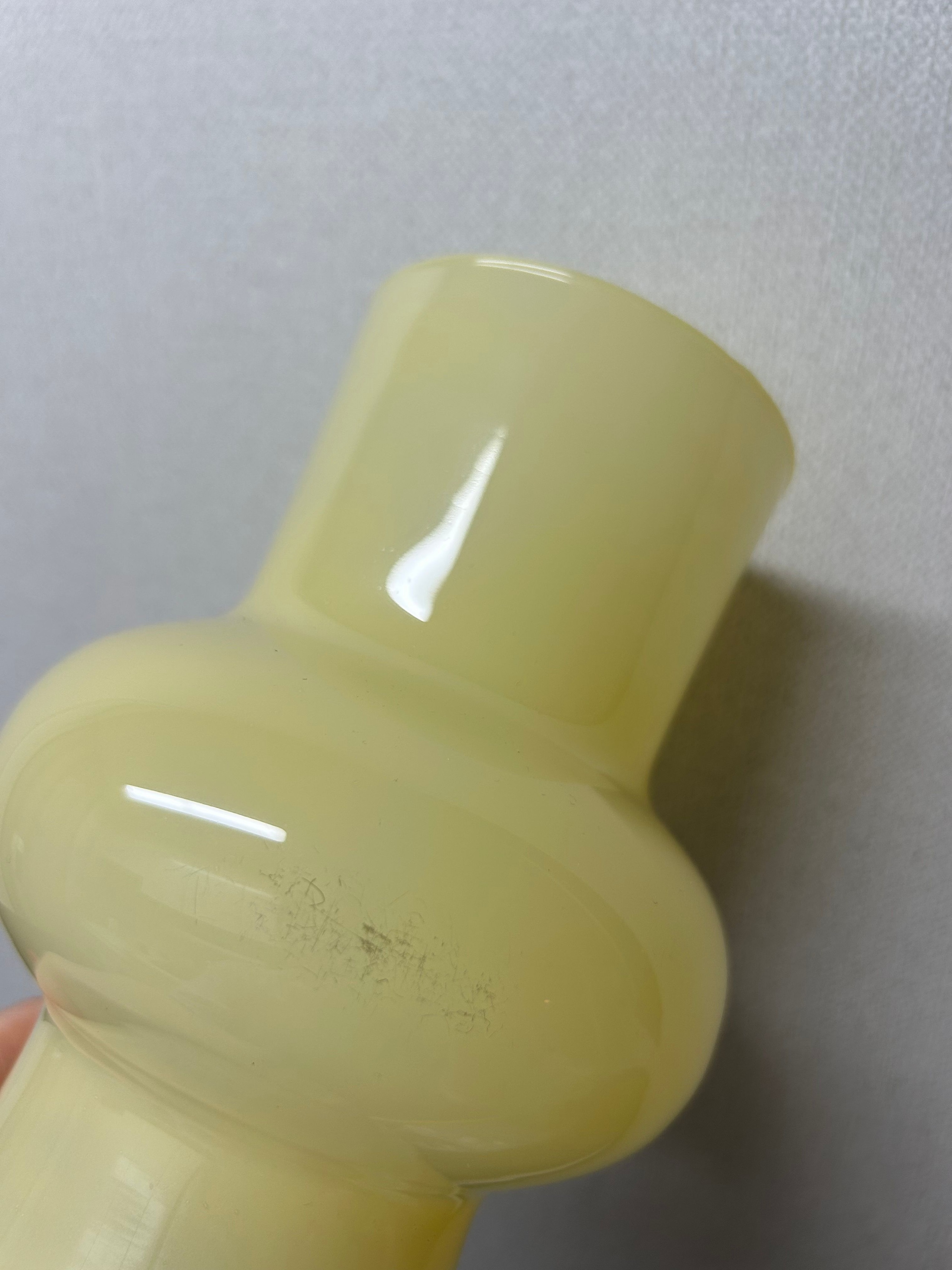 Rondi Voluminous Colored Glass Vase user photo