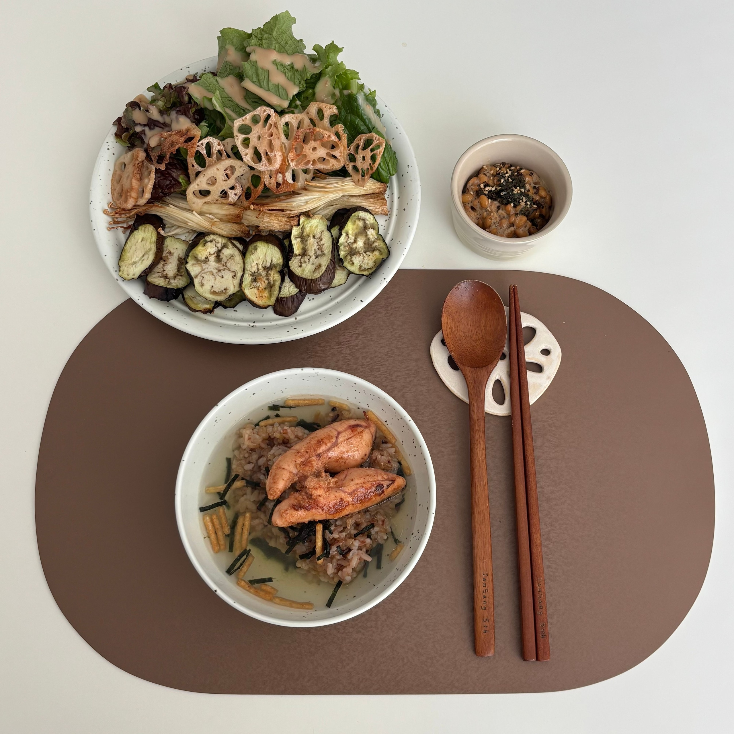 Pebbler Lotus Root Spoon Rest & Coaster user photo
