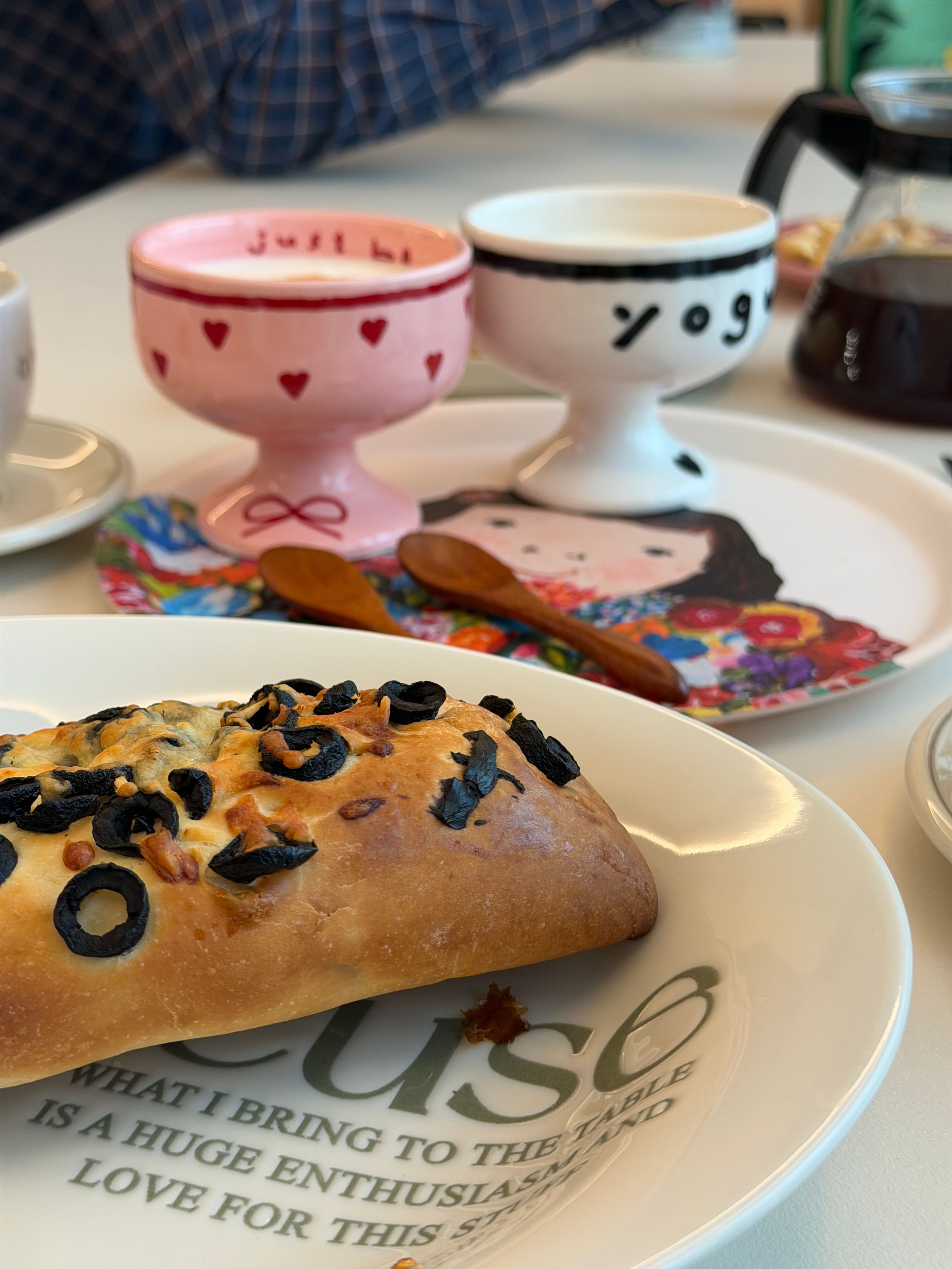 Pink Edition Ceramic “Just Be” Dessert Bowl Gift Set user photo