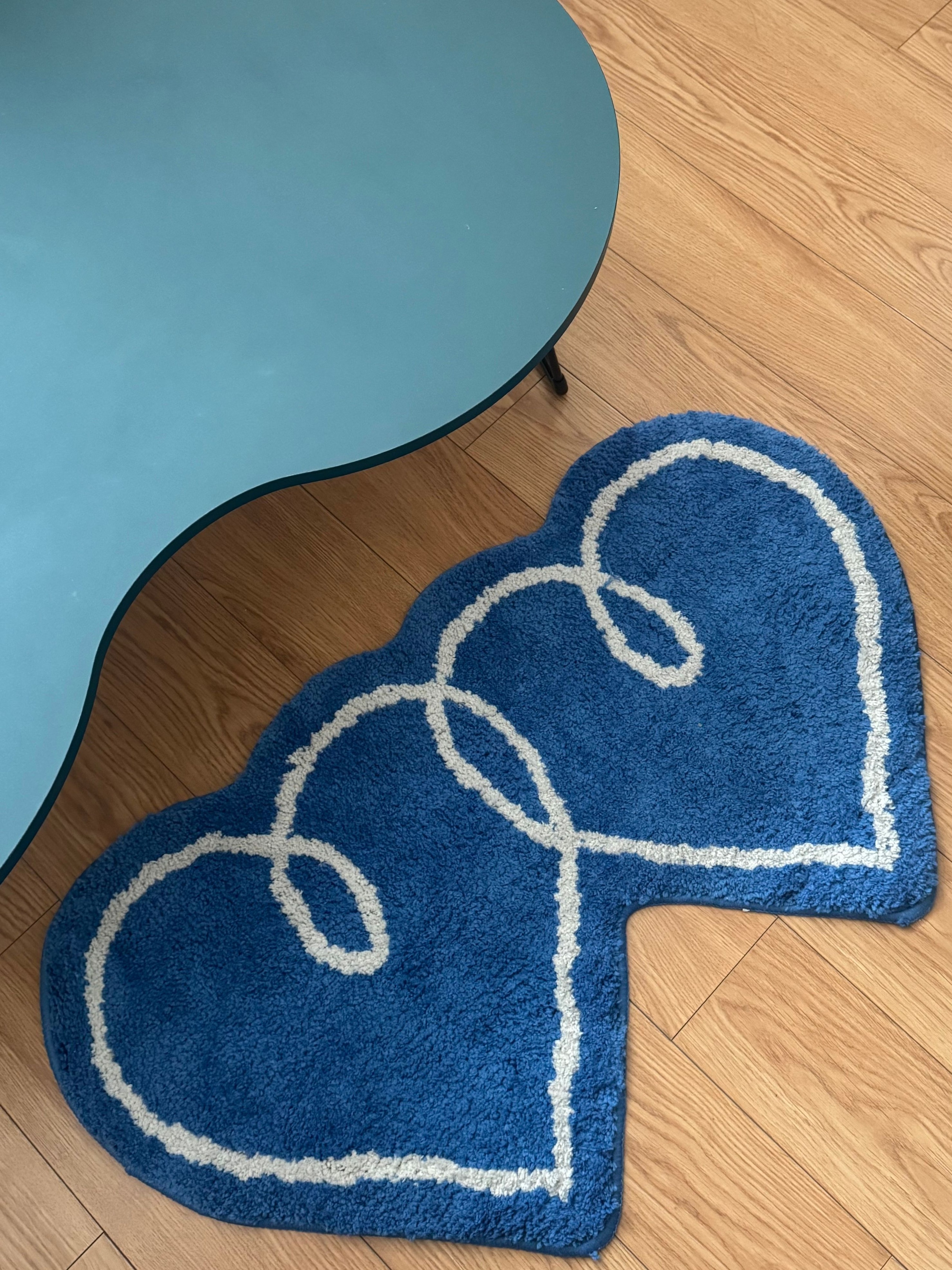 BWTZ Double Heart Accent Rug user photo
