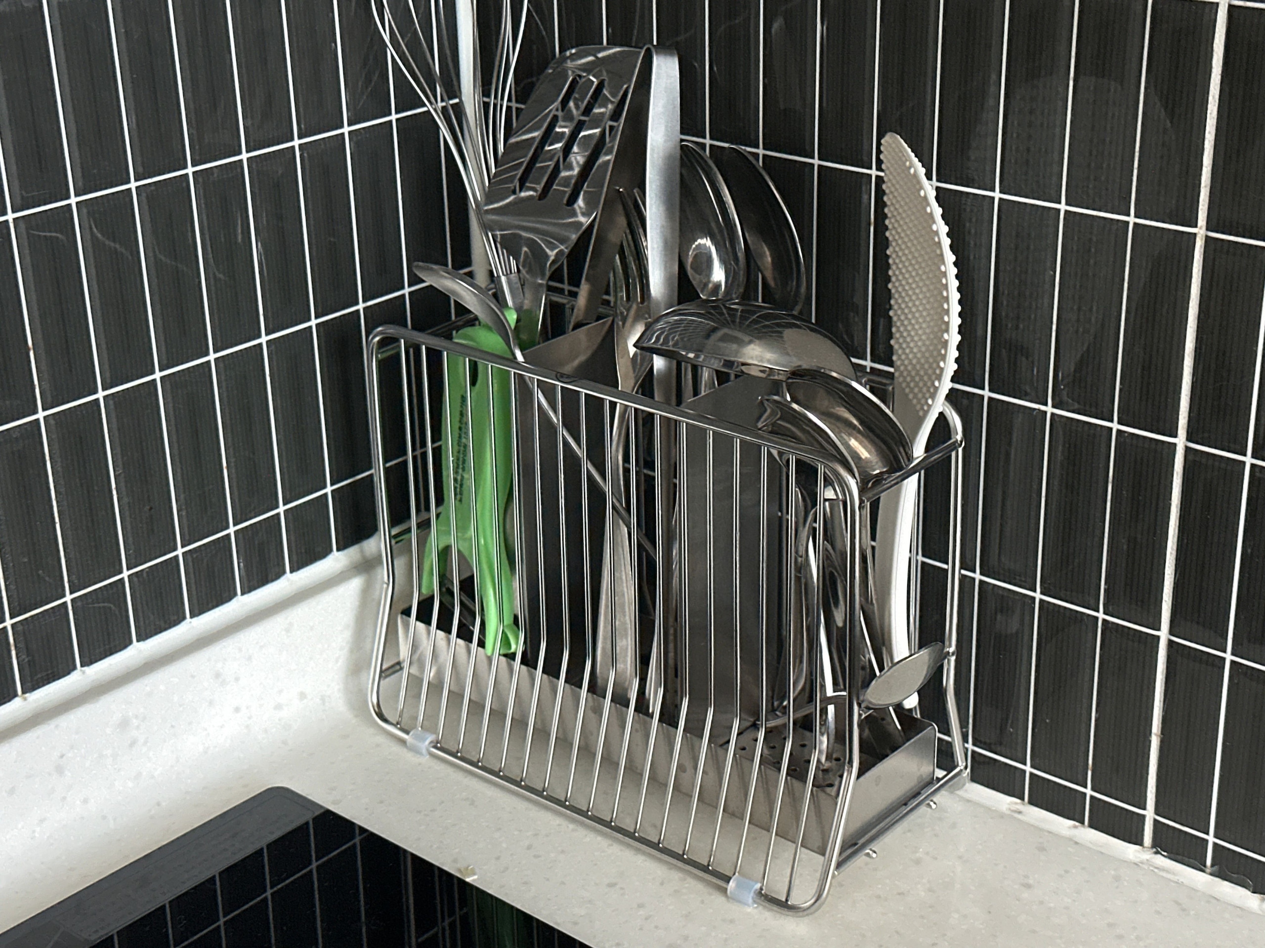 Utensil Holder with Drain Tray user photo