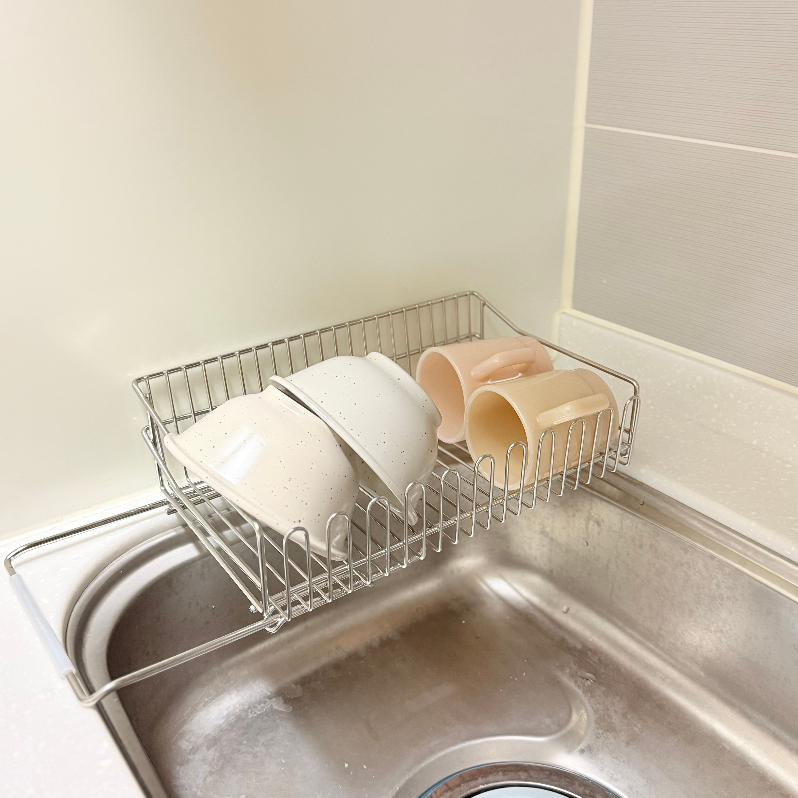 Dual Fit Sink Dish Rack user photo