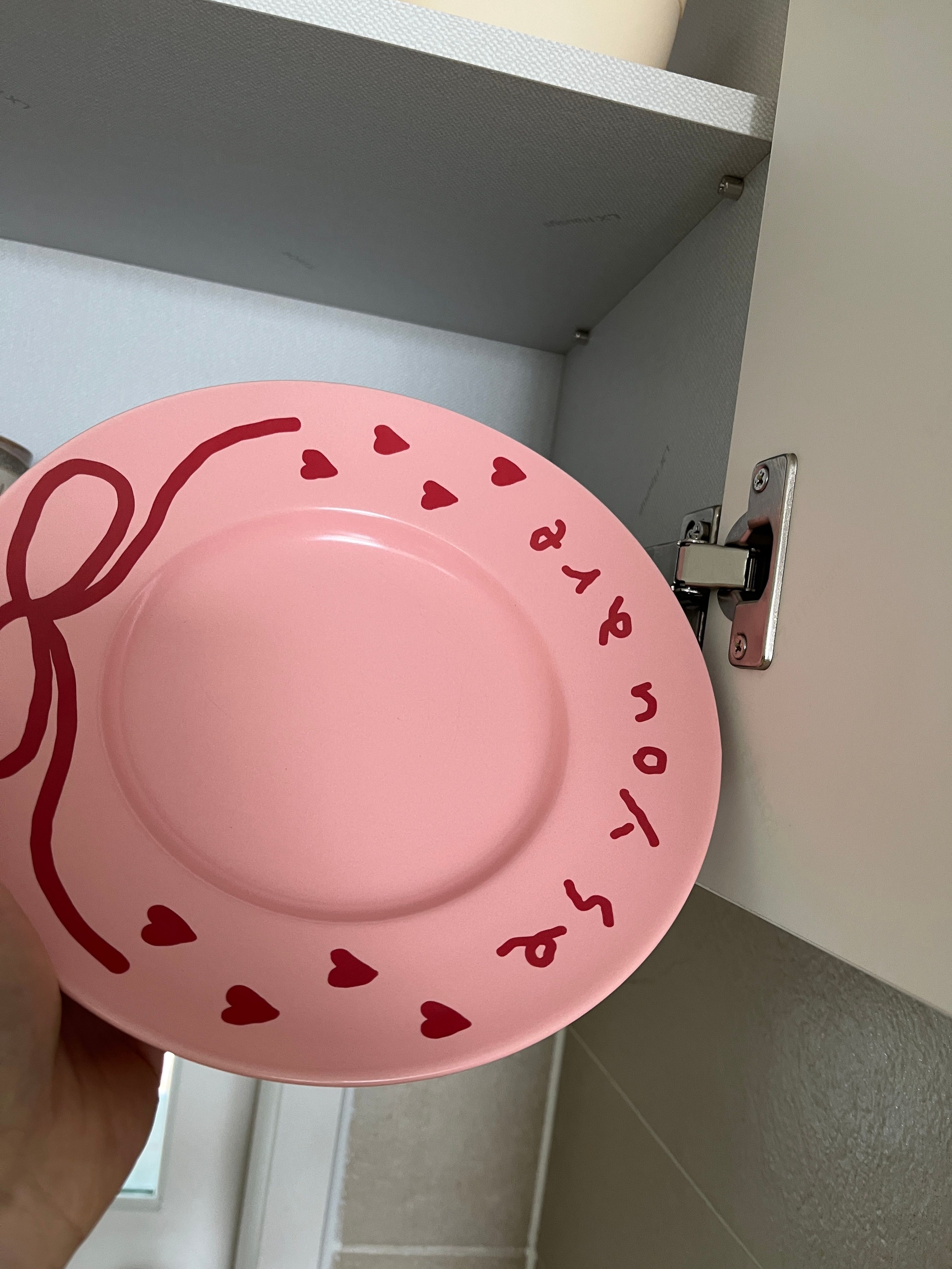 Pink Edition Ceramic Heart Salad Plate with Dressing Cup user photo