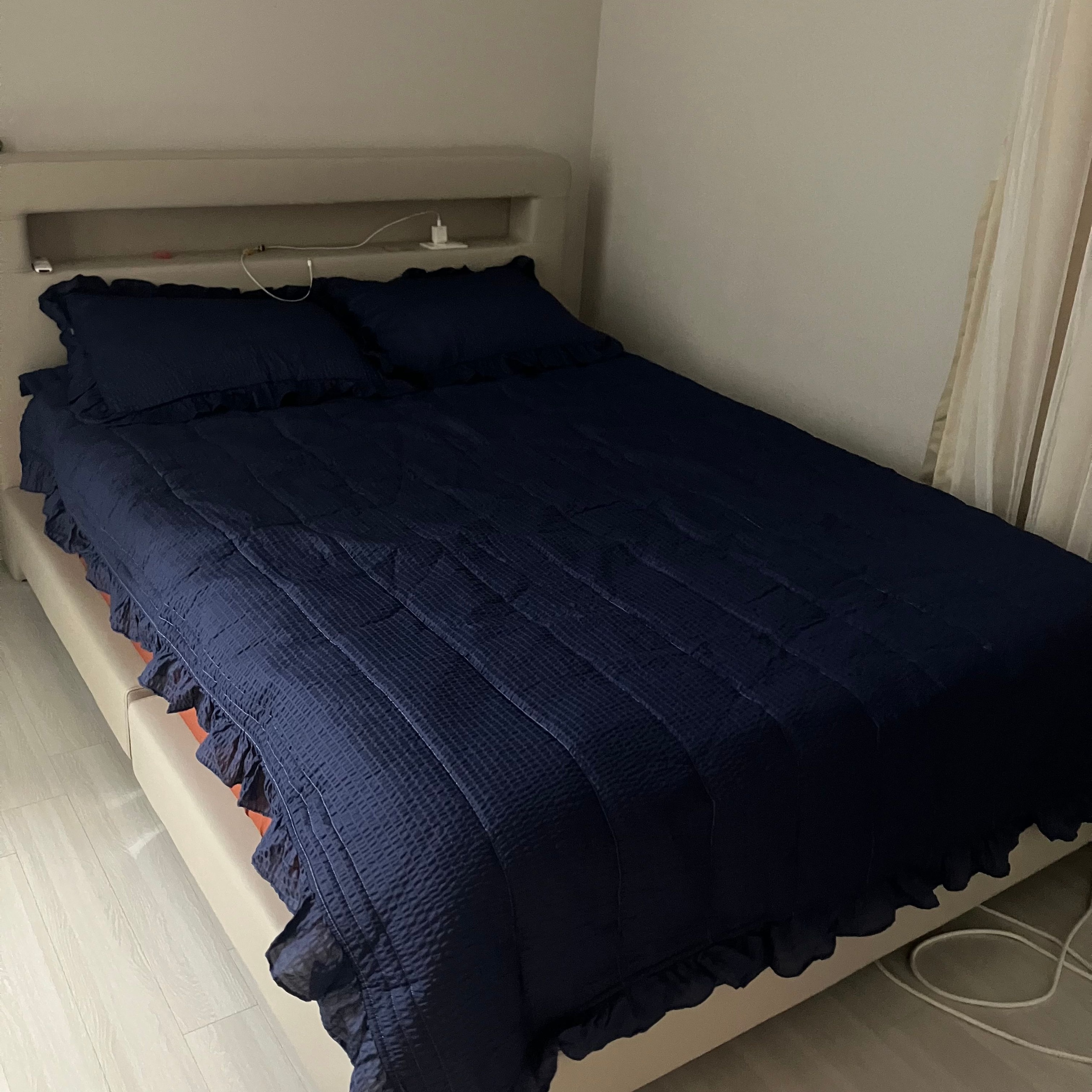 Pop Frill Seersucker Summer Comforter & Pillowcase Set user photo