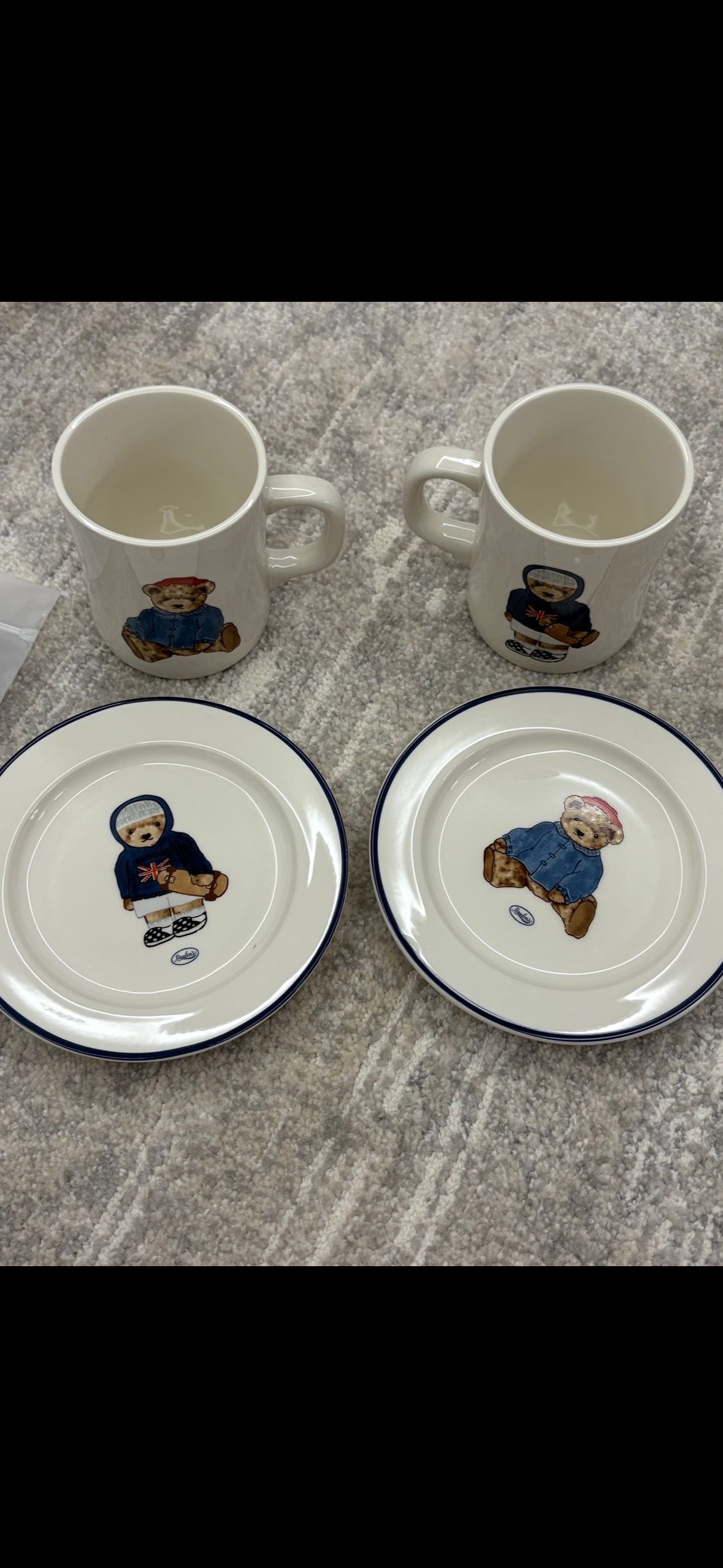 London Teddy Bear Dinnerware Set user photo