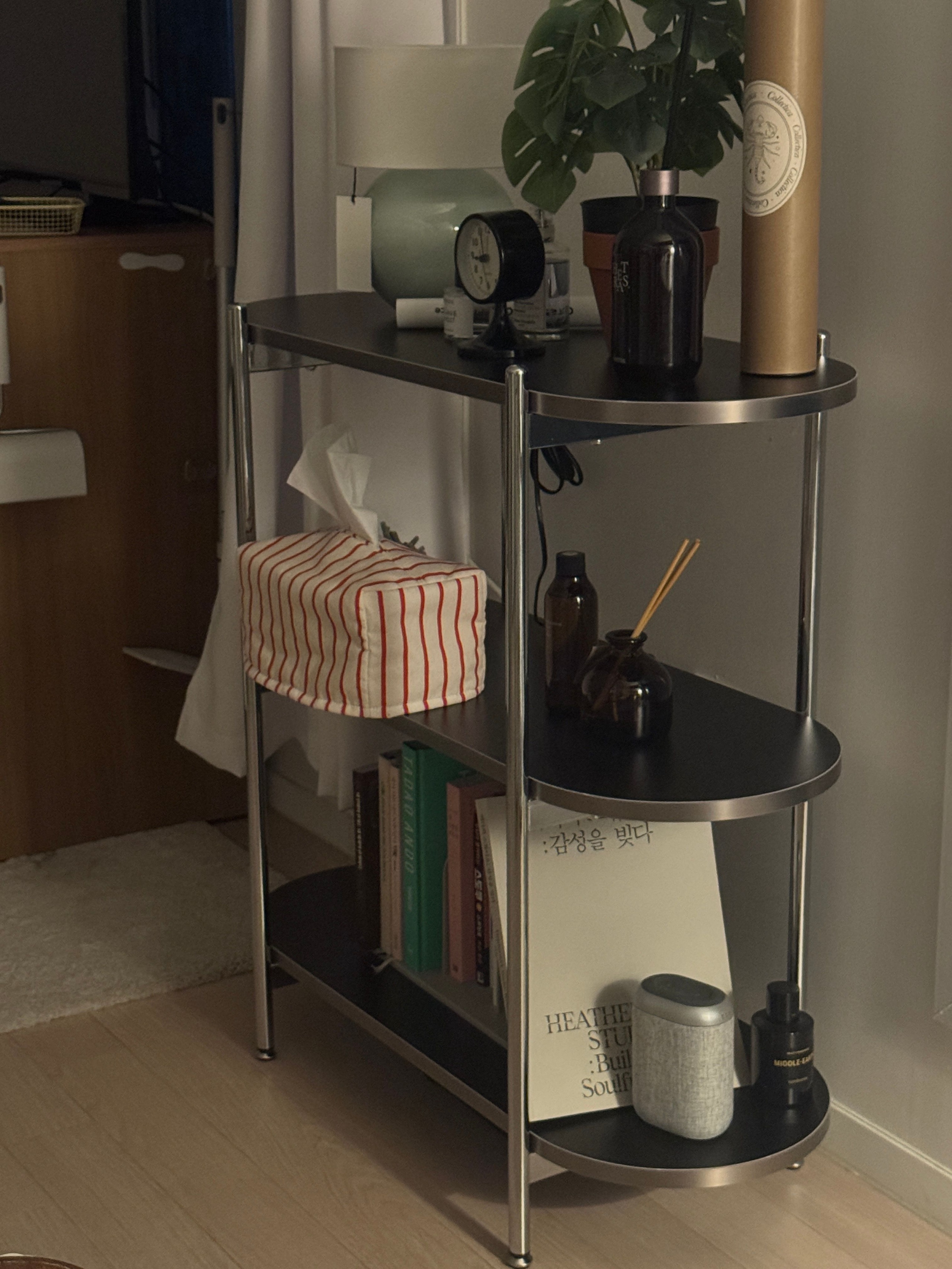 Gott Black Mid-Century Shelf user photo