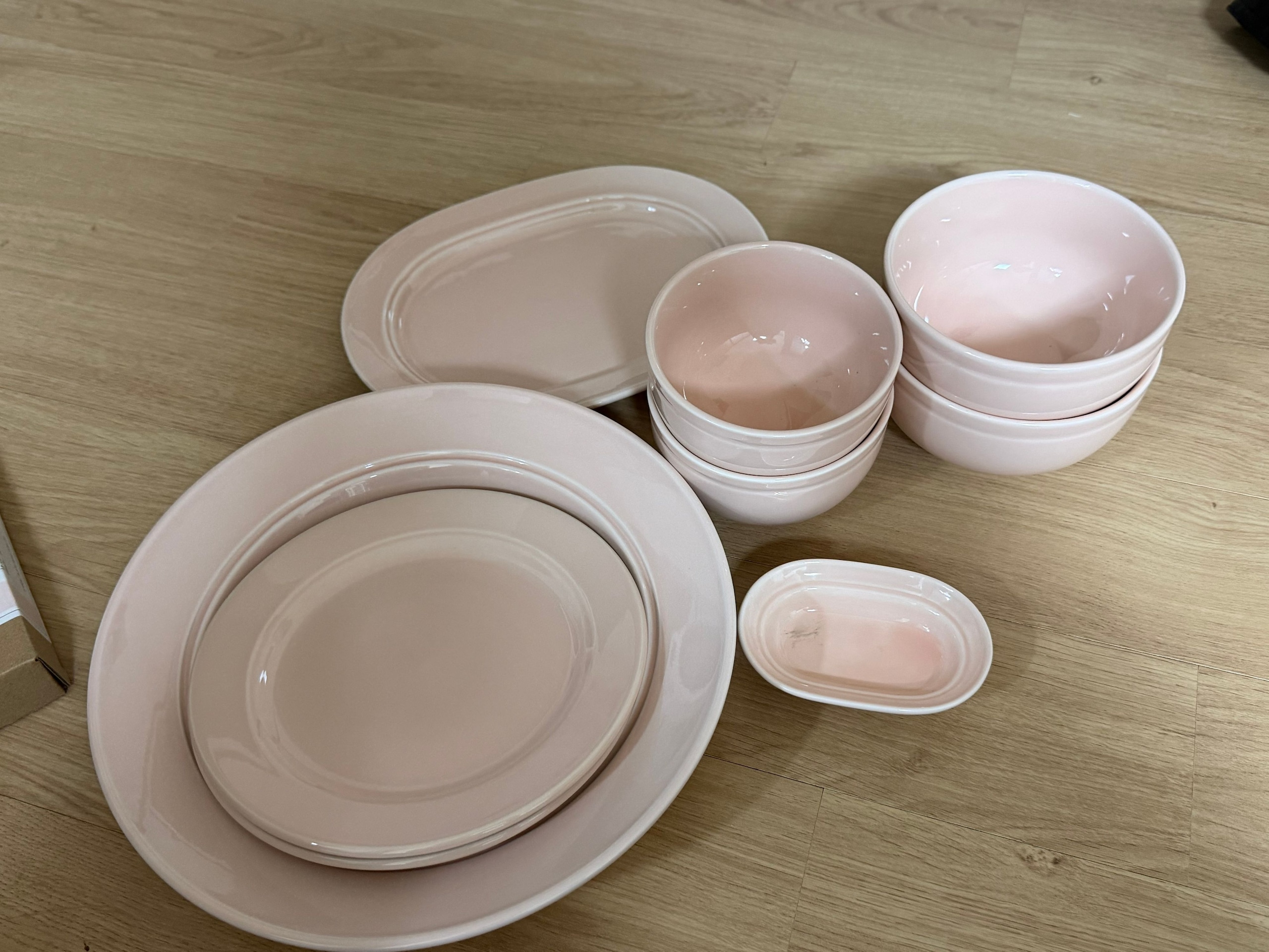 Le Pallet Dinnerware Set for 2 (9-Piece) user photo