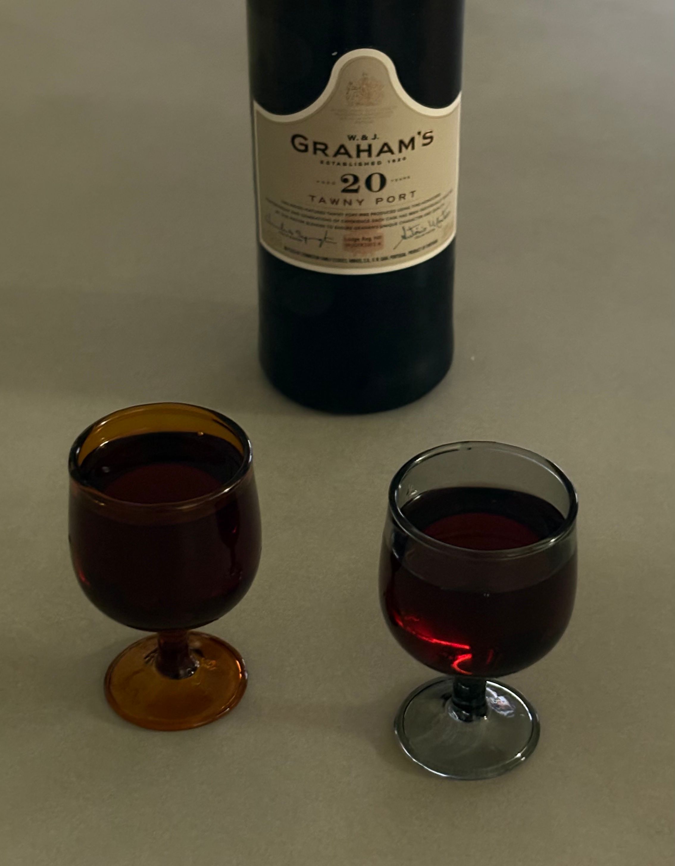 Bonnel Petite Goblet Glass Set (1, 2, 4-Piece) user photo