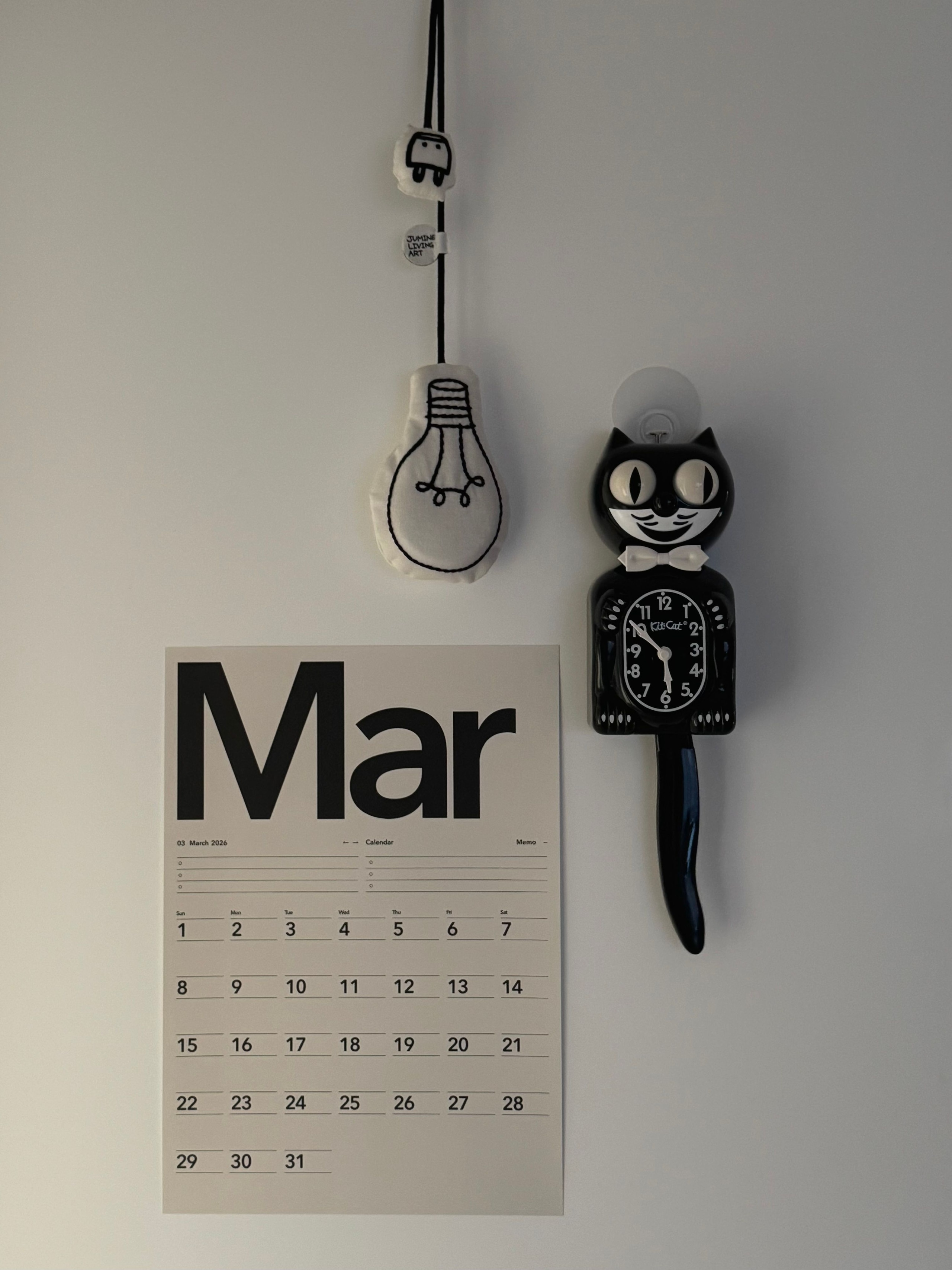 2027 Minimalist Wall Calendar user photo