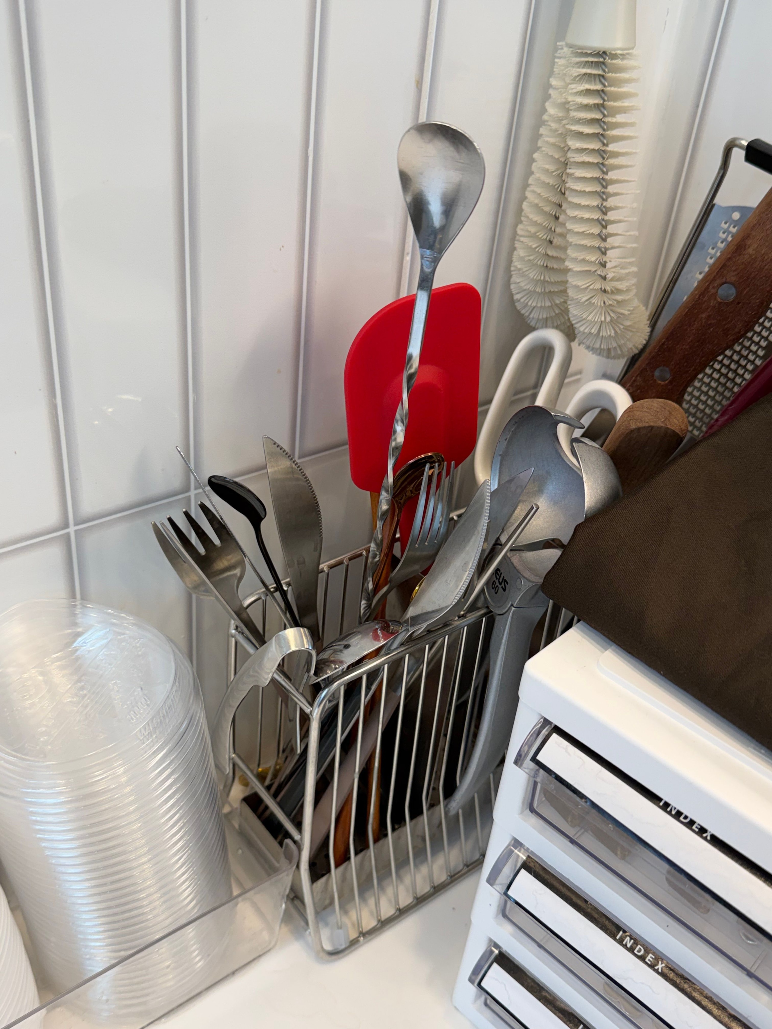 Utensil Holder with Drain Tray user photo