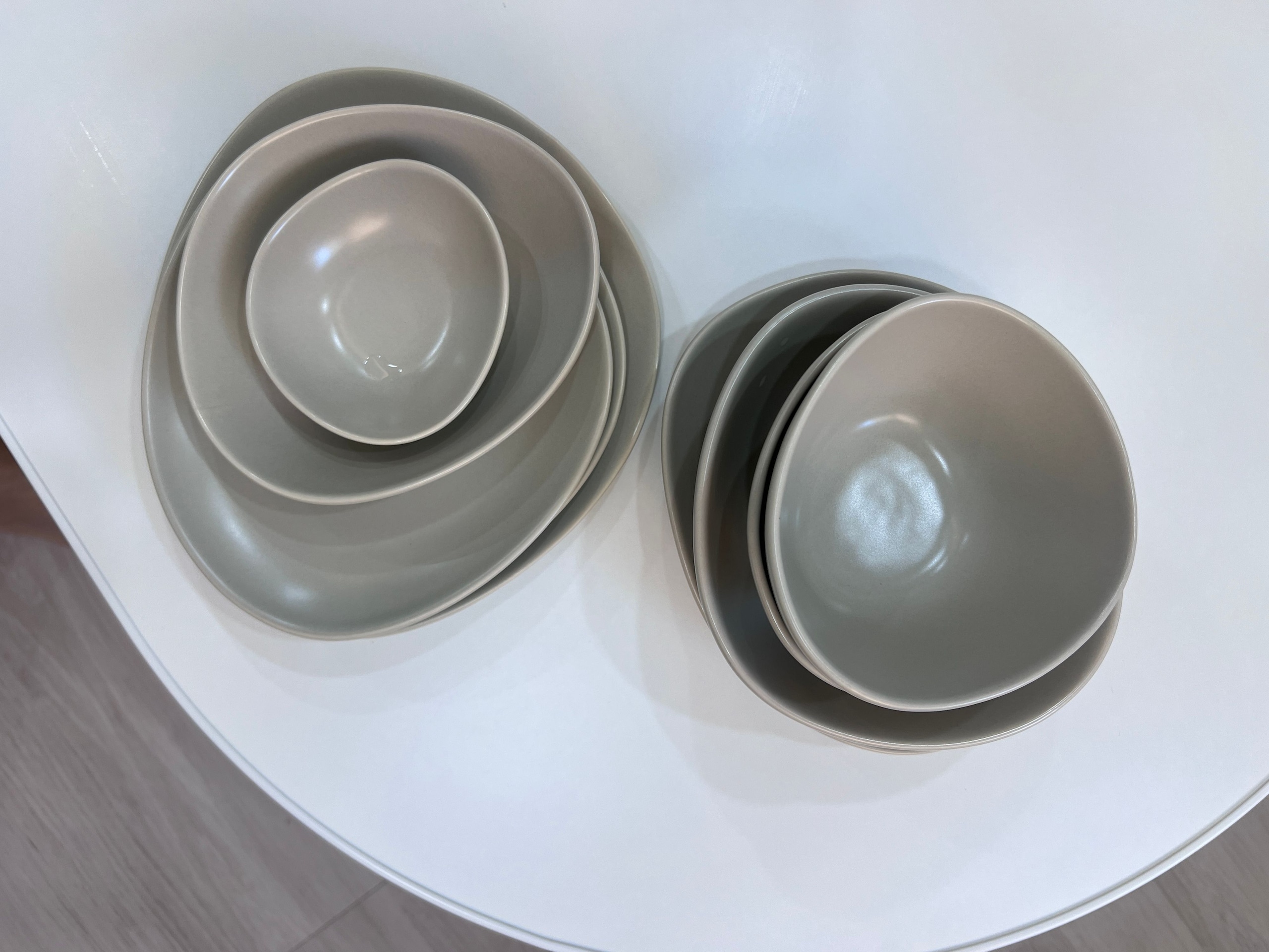 Pebble Dinnerware Set for 2 (12-Piece) user photo