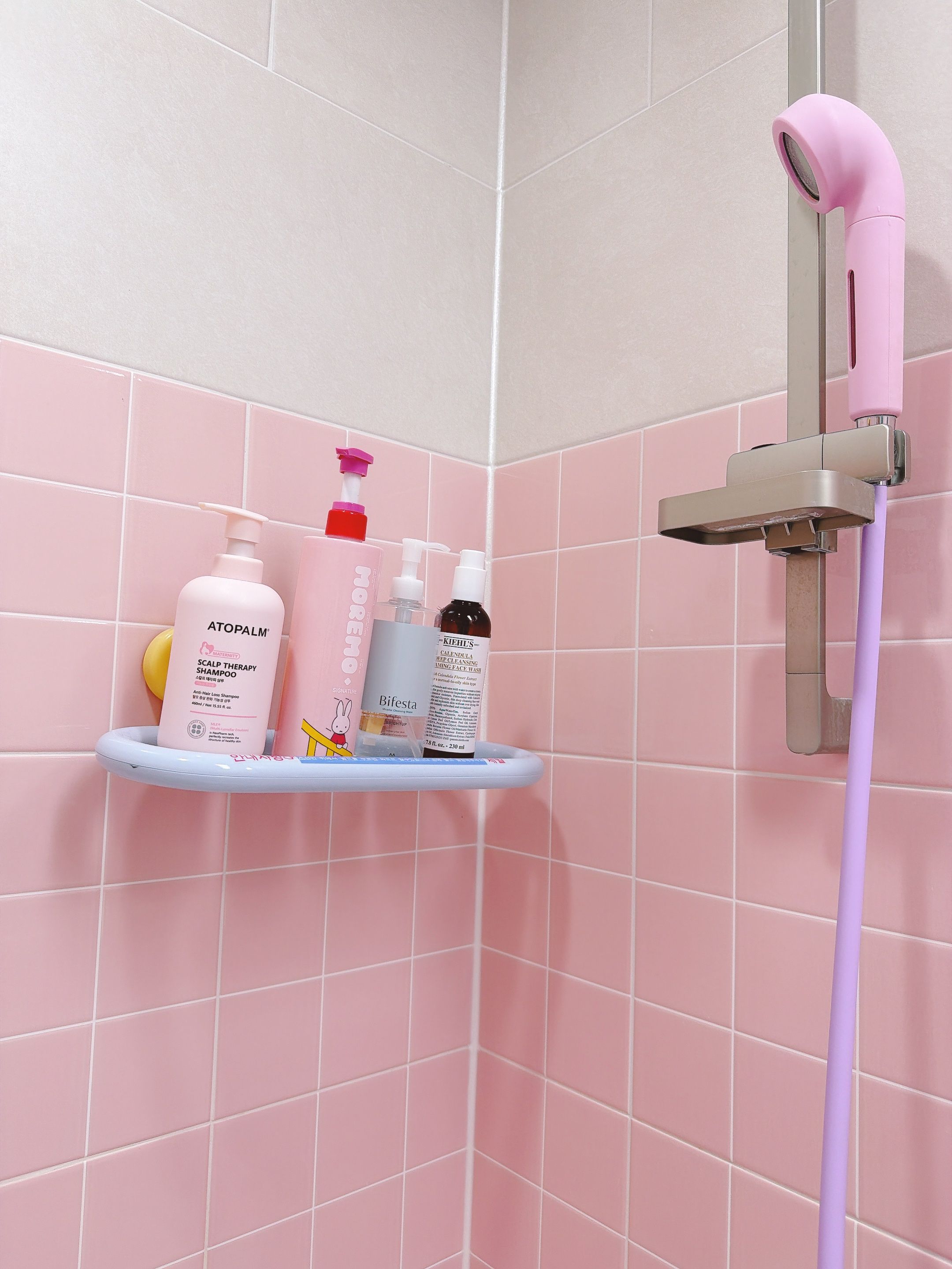 No-Drill Pastel Bathroom Storage Shelf user photo