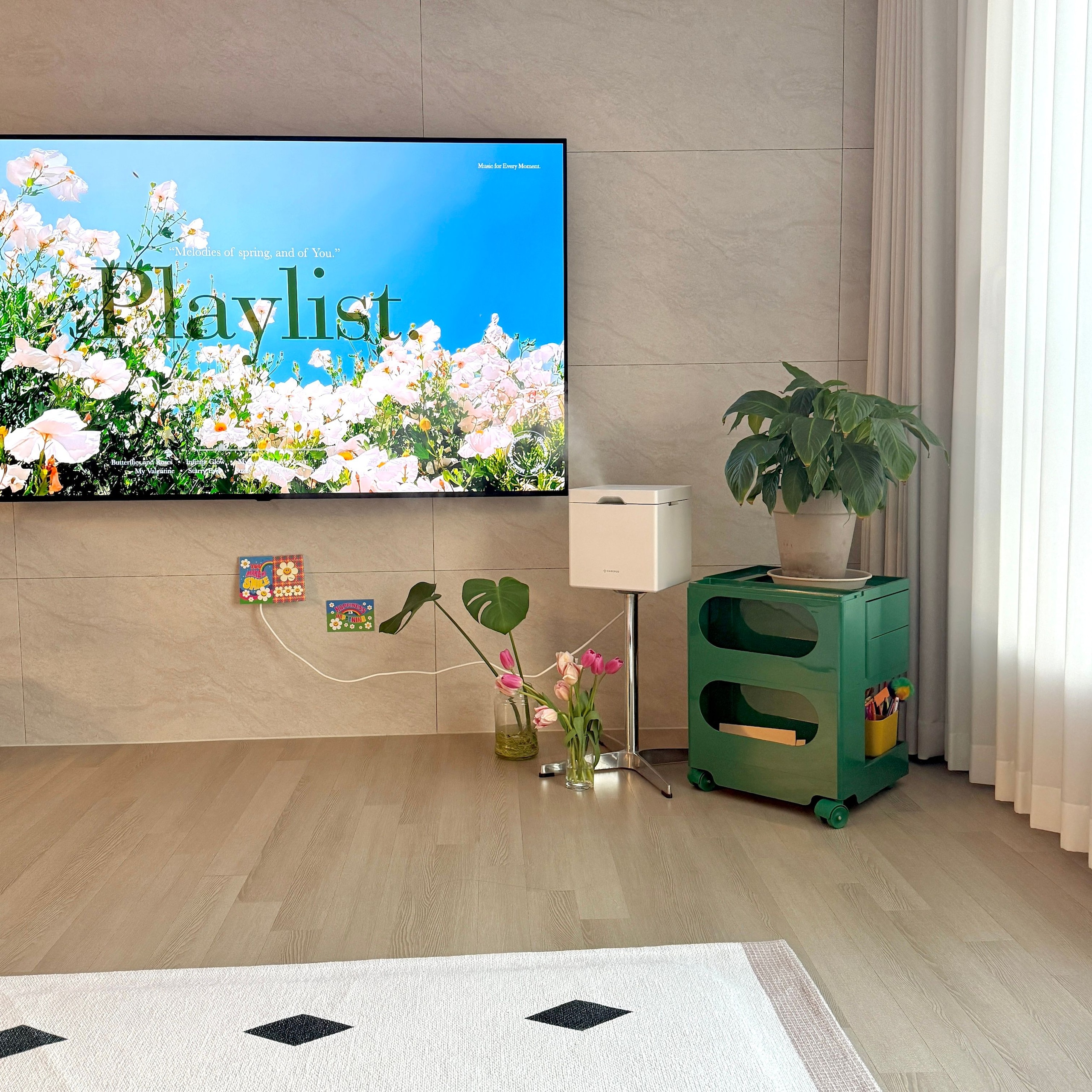 Mobi Rotating Storage Cart user photo