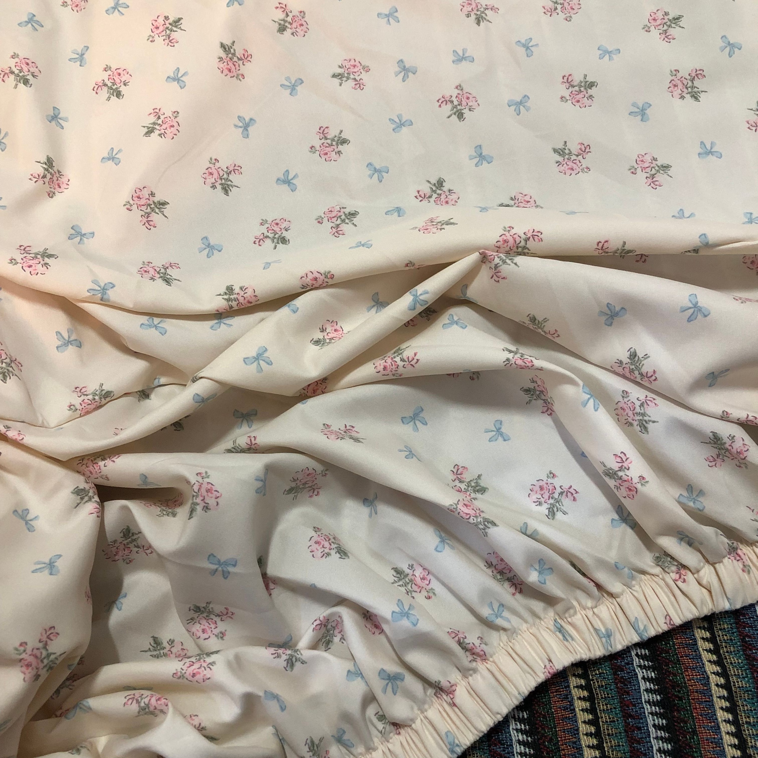 Aurora Blue Ribbon Mattress Fitted Sheet user photo