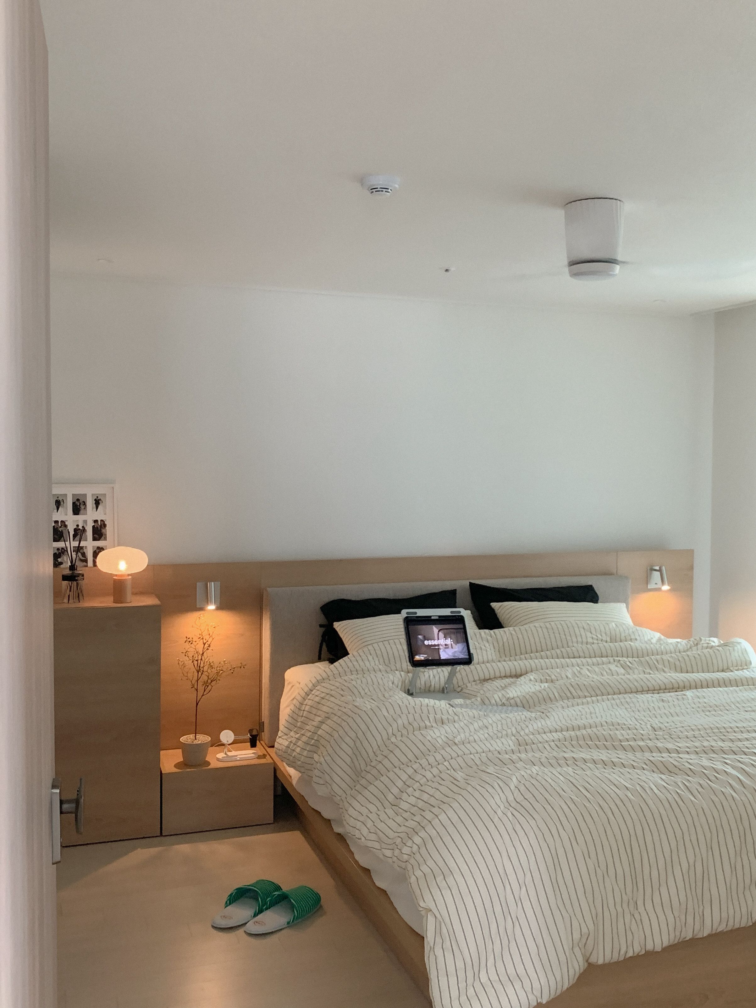 BWTZ Terry Stripe Indoor Slippers user photo