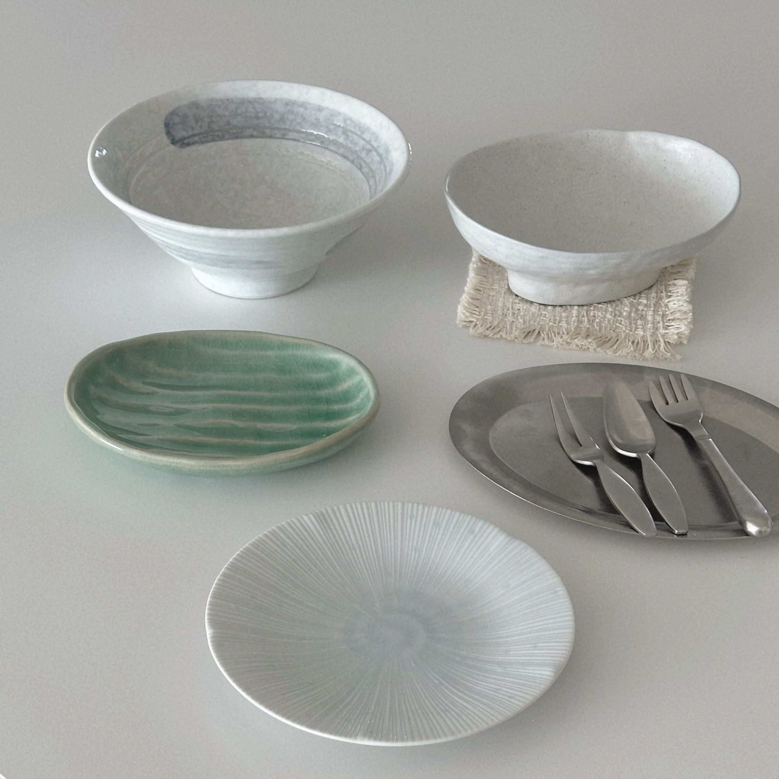 Neoul Handmade Footed Oval Pasta Bowl – Medium user photo