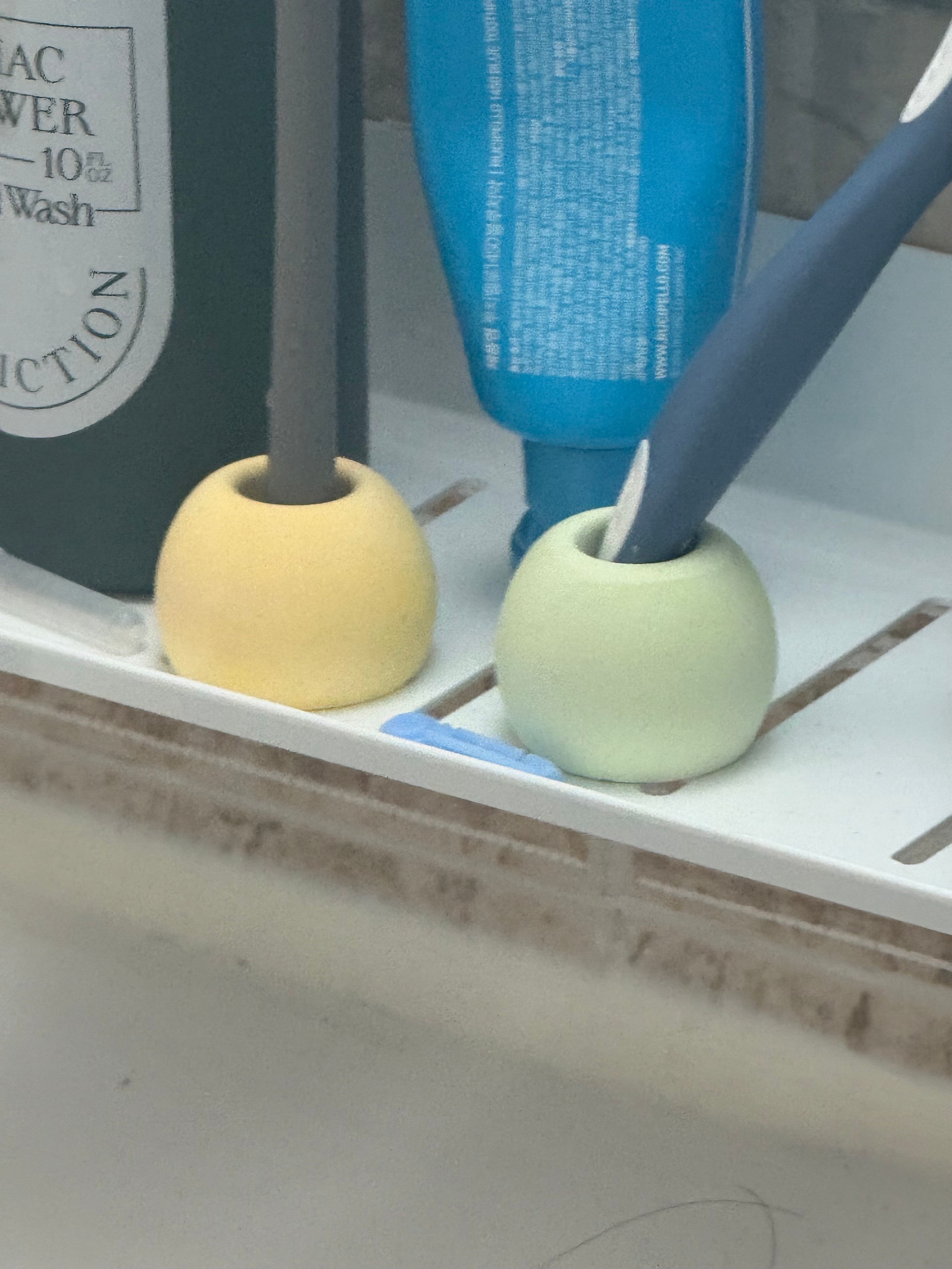 Diatomite Toothbrush Holder user photo