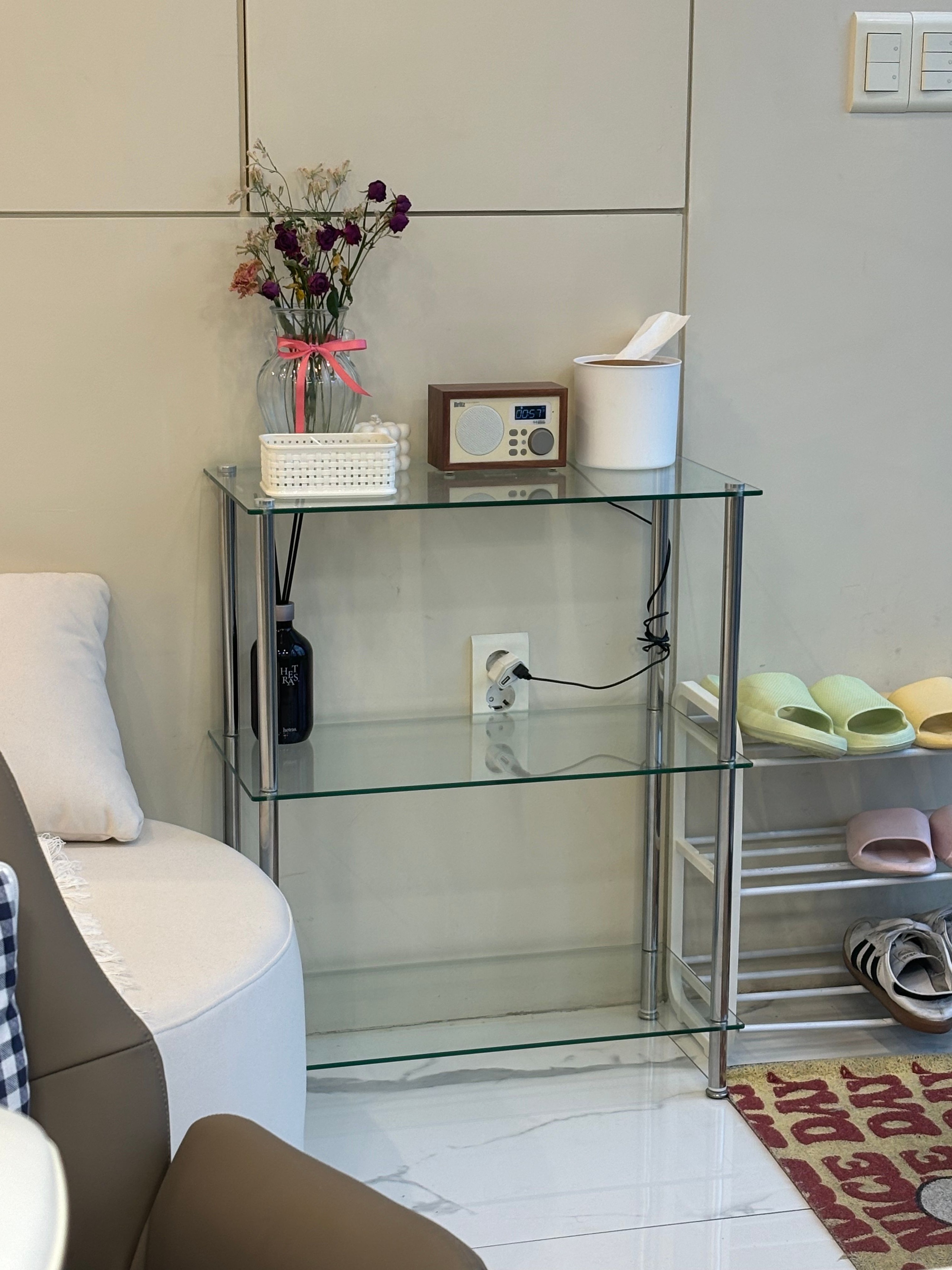 Mid-Century Modular Glass Shelf user photo