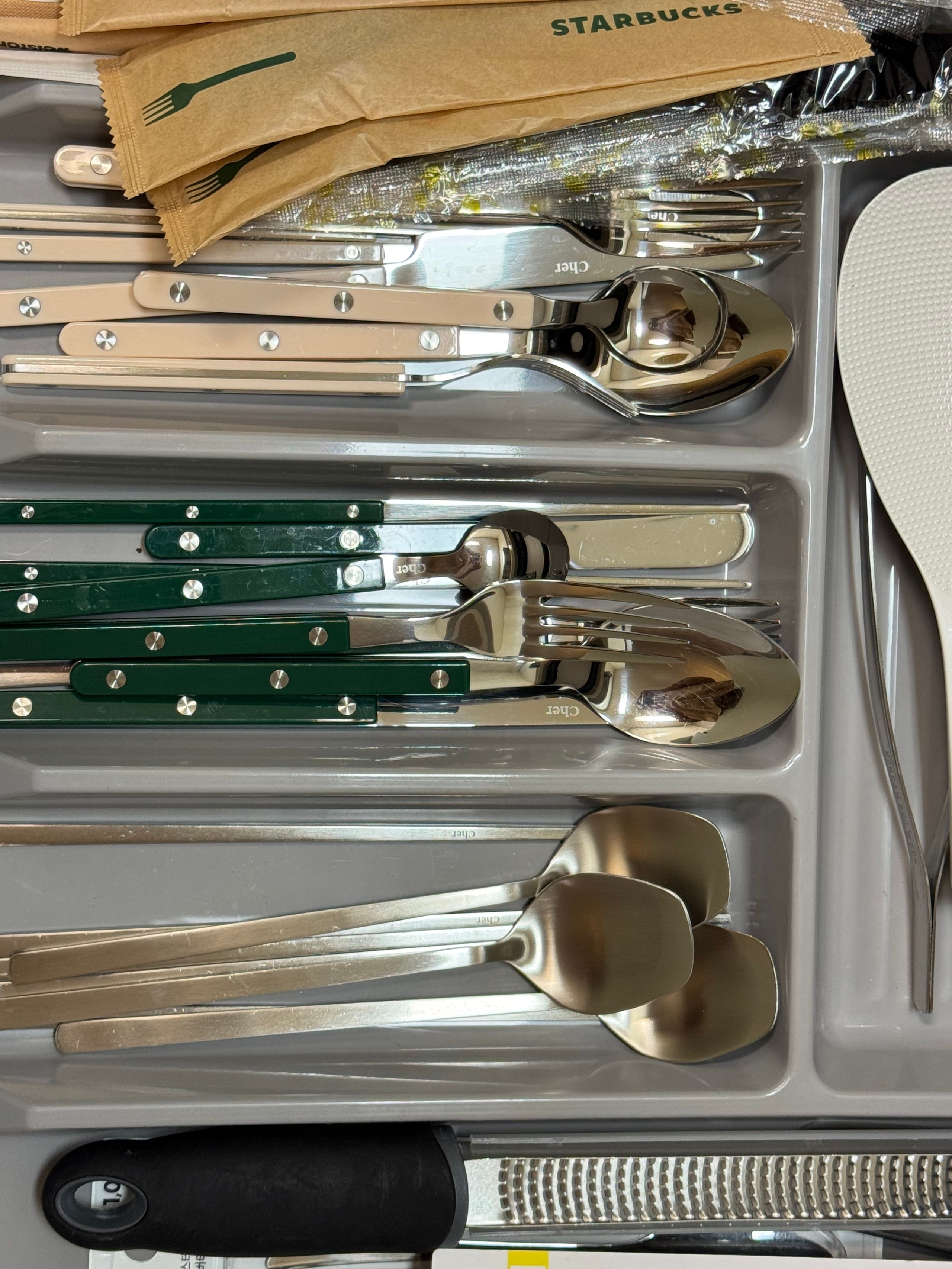 Sierre Farbe Full Cutlery Set (7-Piece) user photo