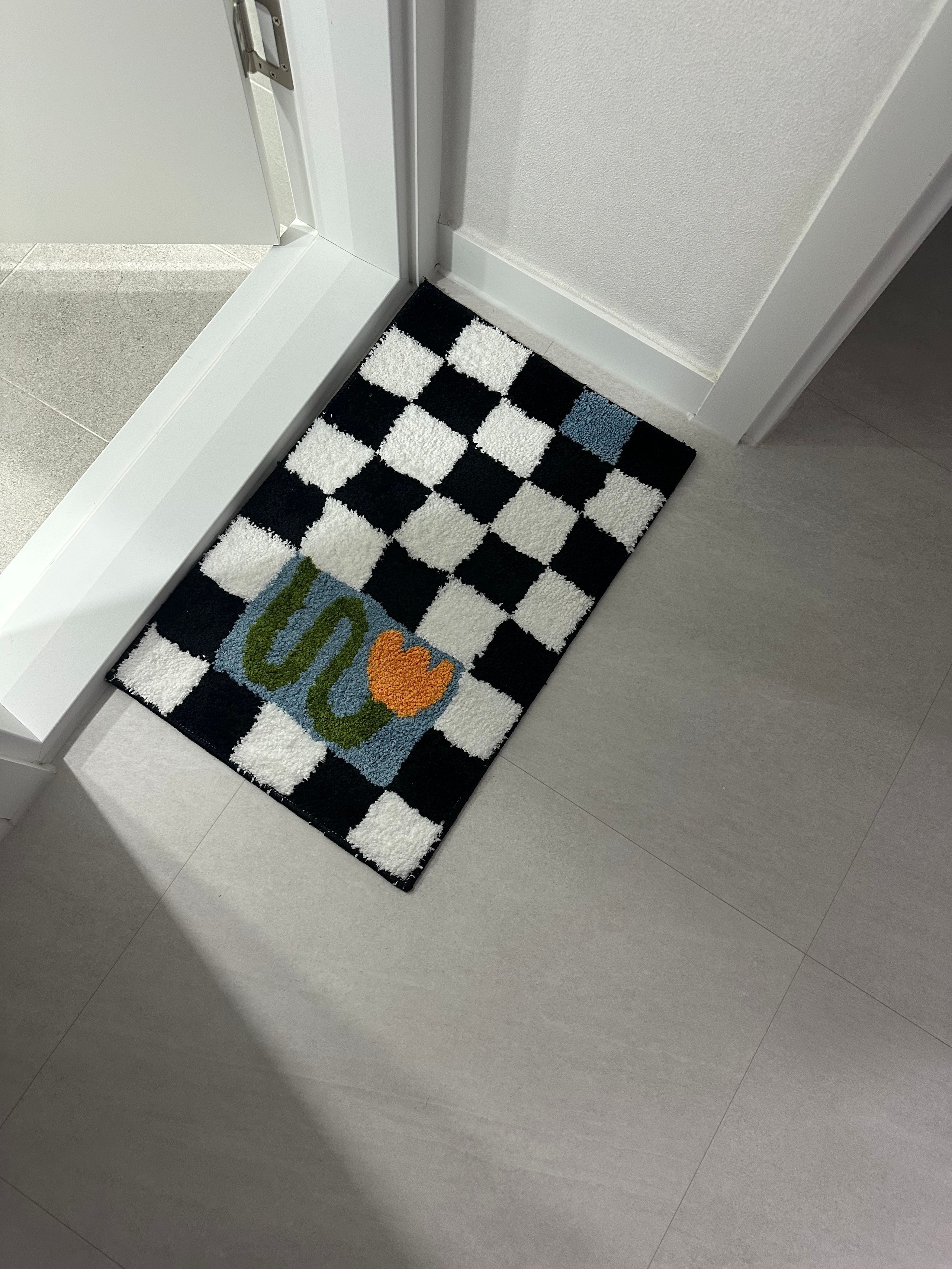 Checker Bloom Accent Rug user photo