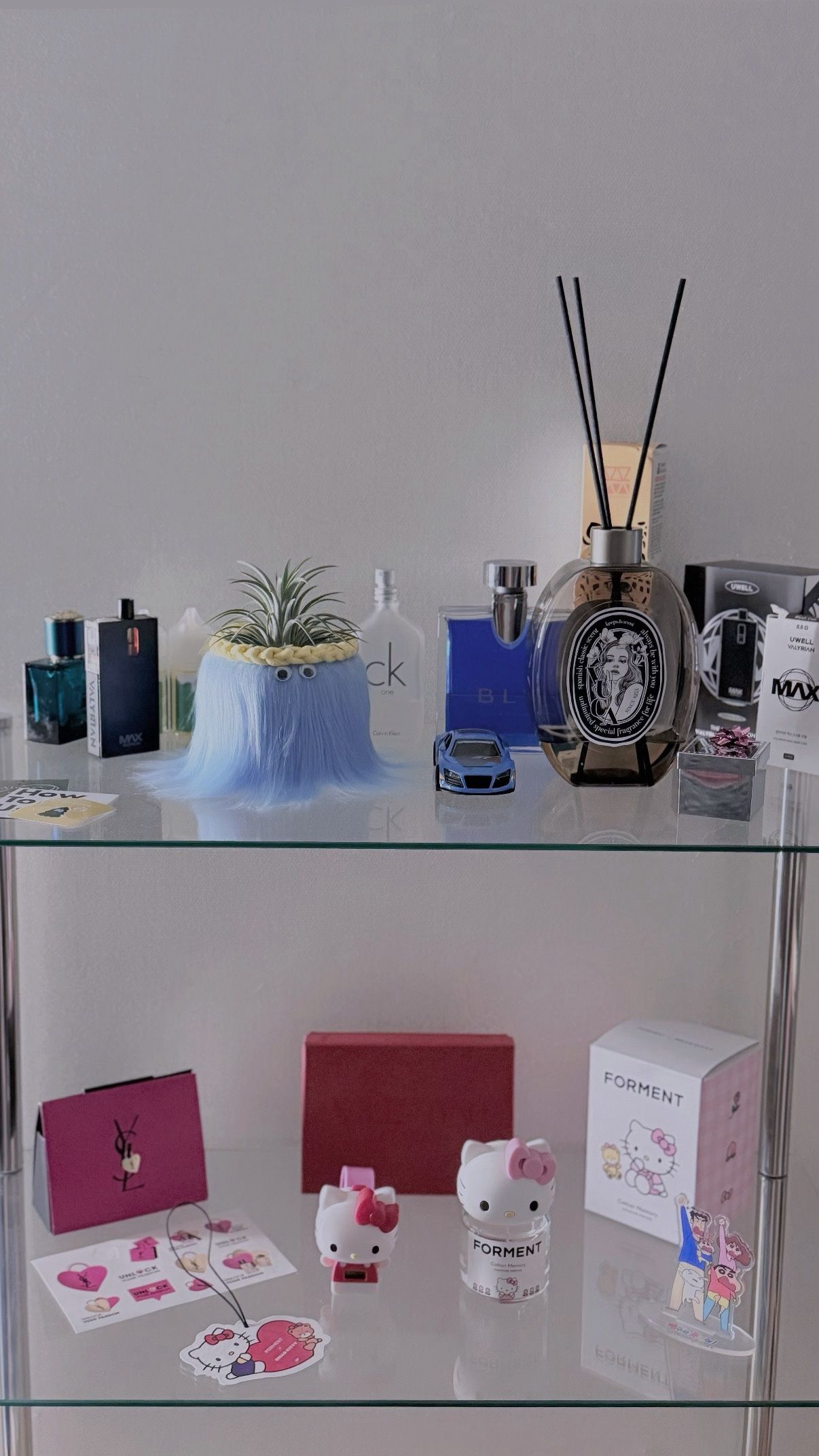 Mid-Century Modular Glass Shelf user photo