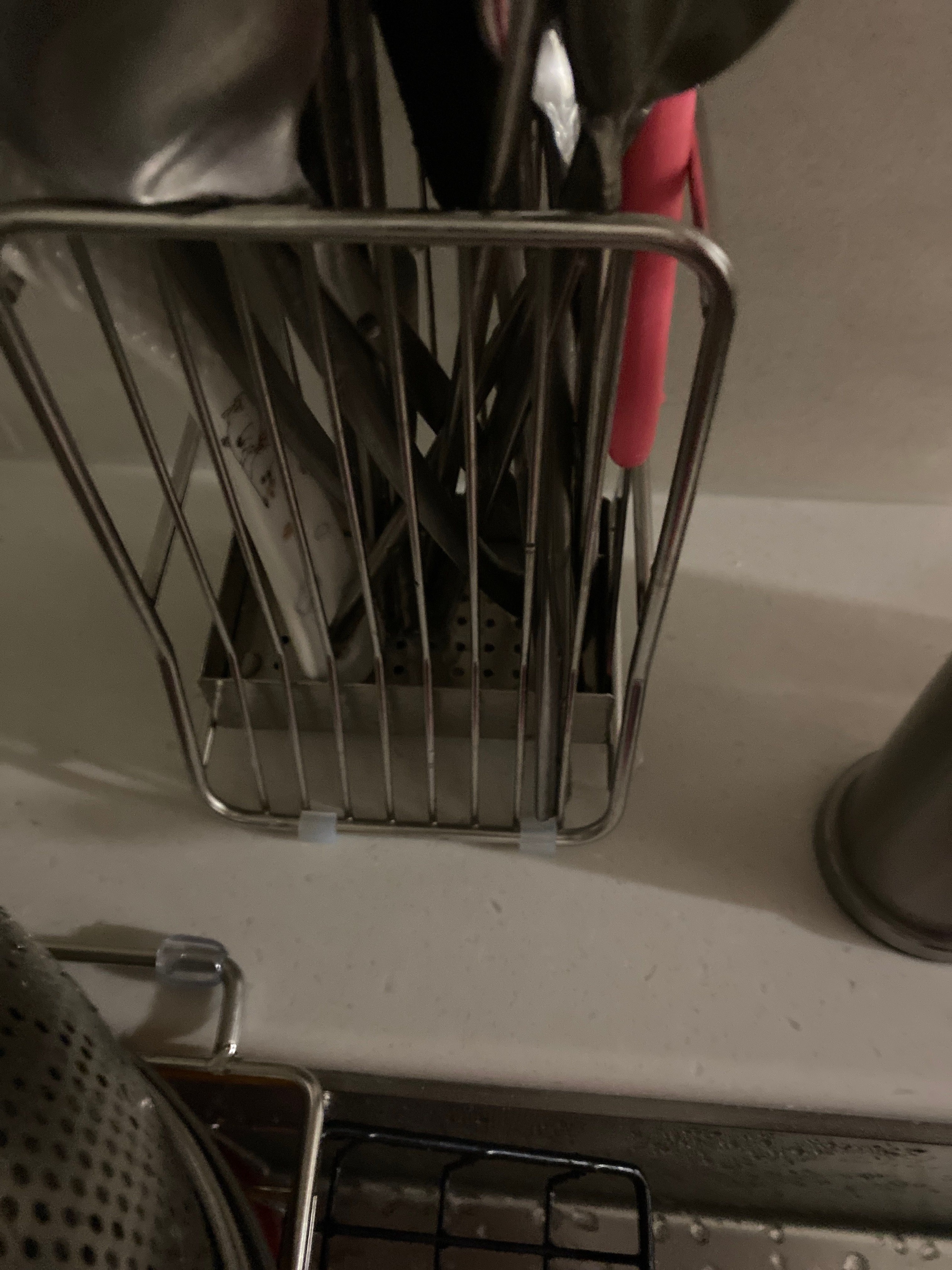 Utensil Holder with Drain Tray user photo