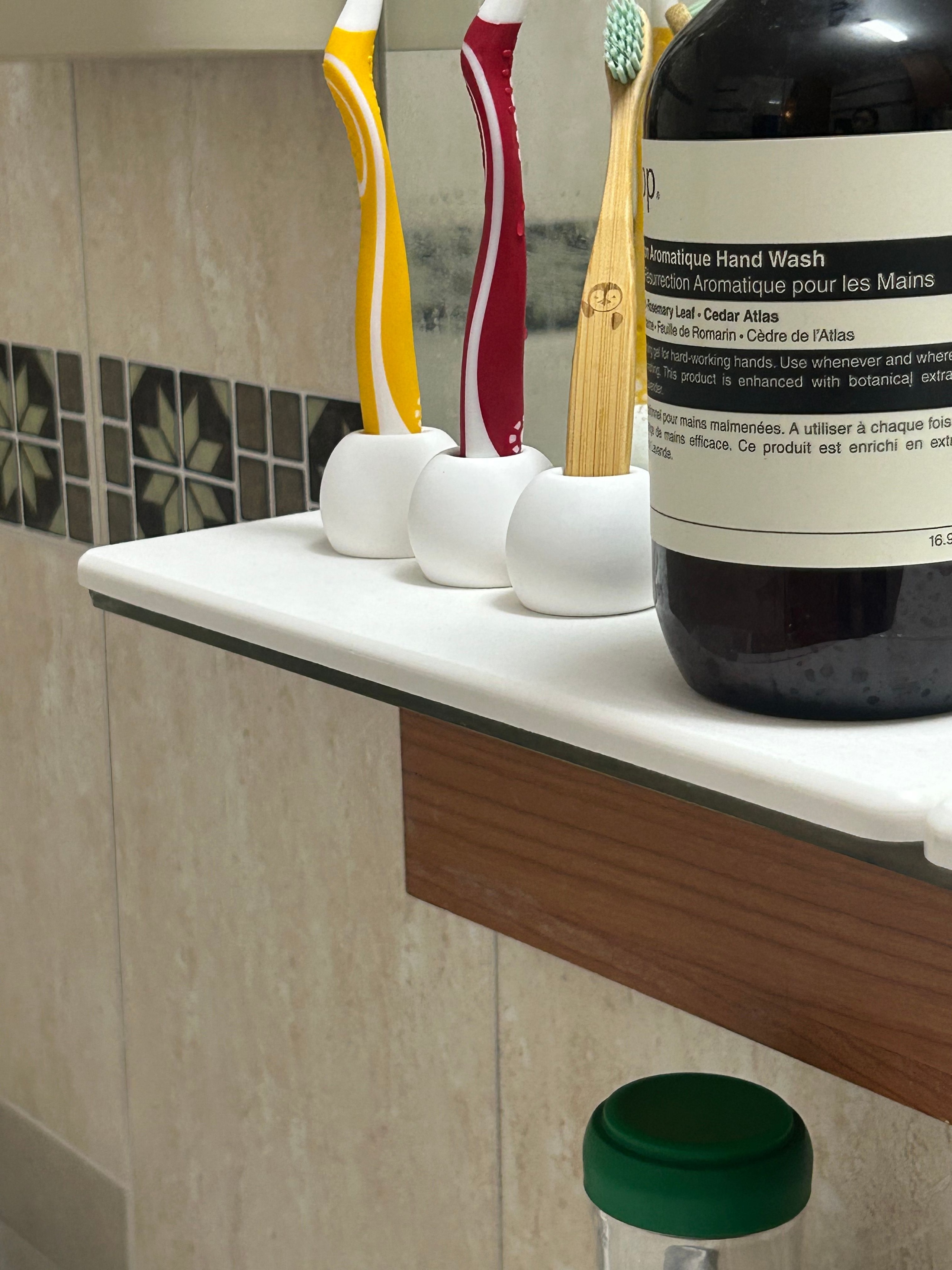 Diatomite Toothbrush Holder user photo