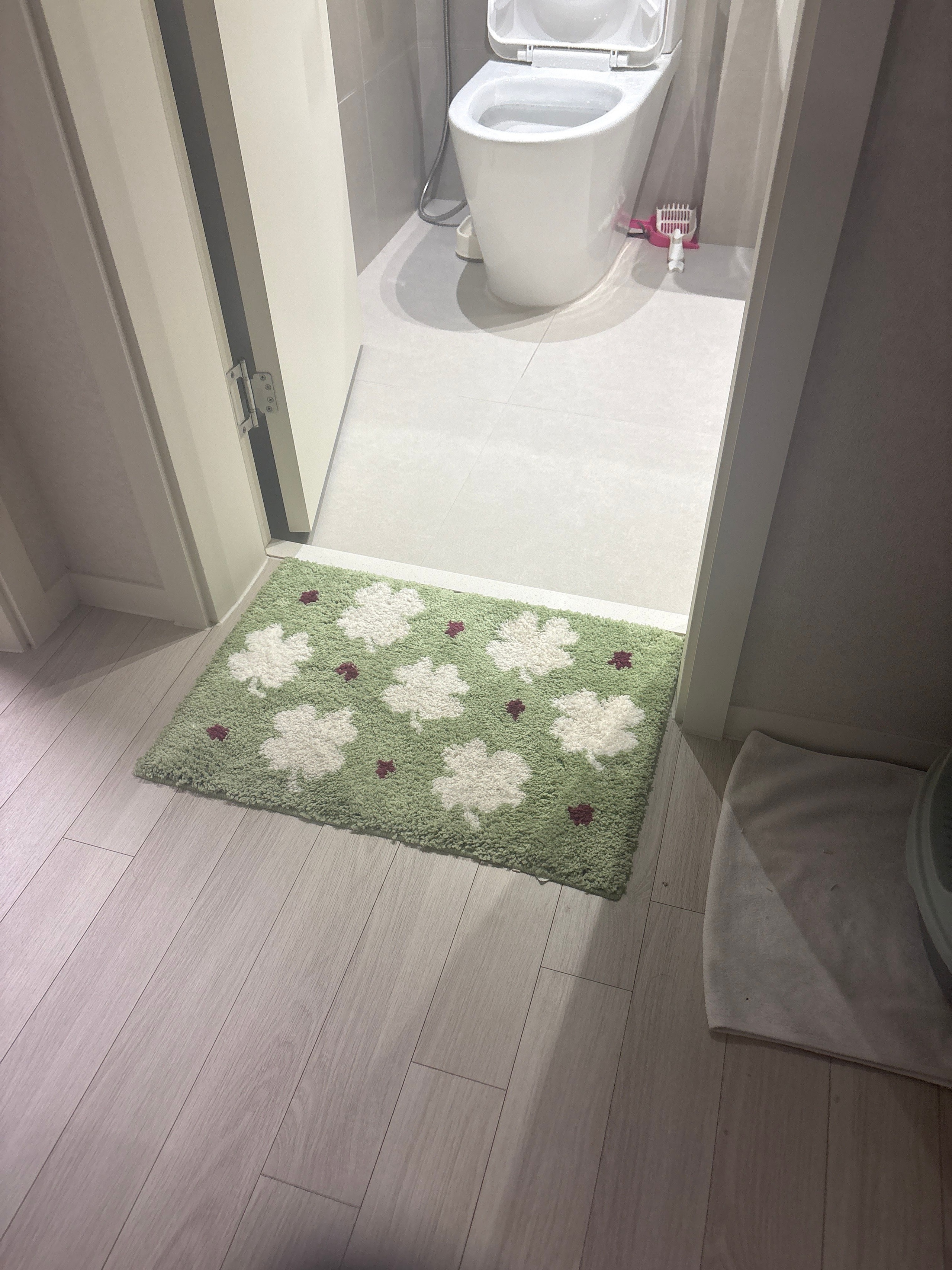 Clover Olive Accent Rug user photo