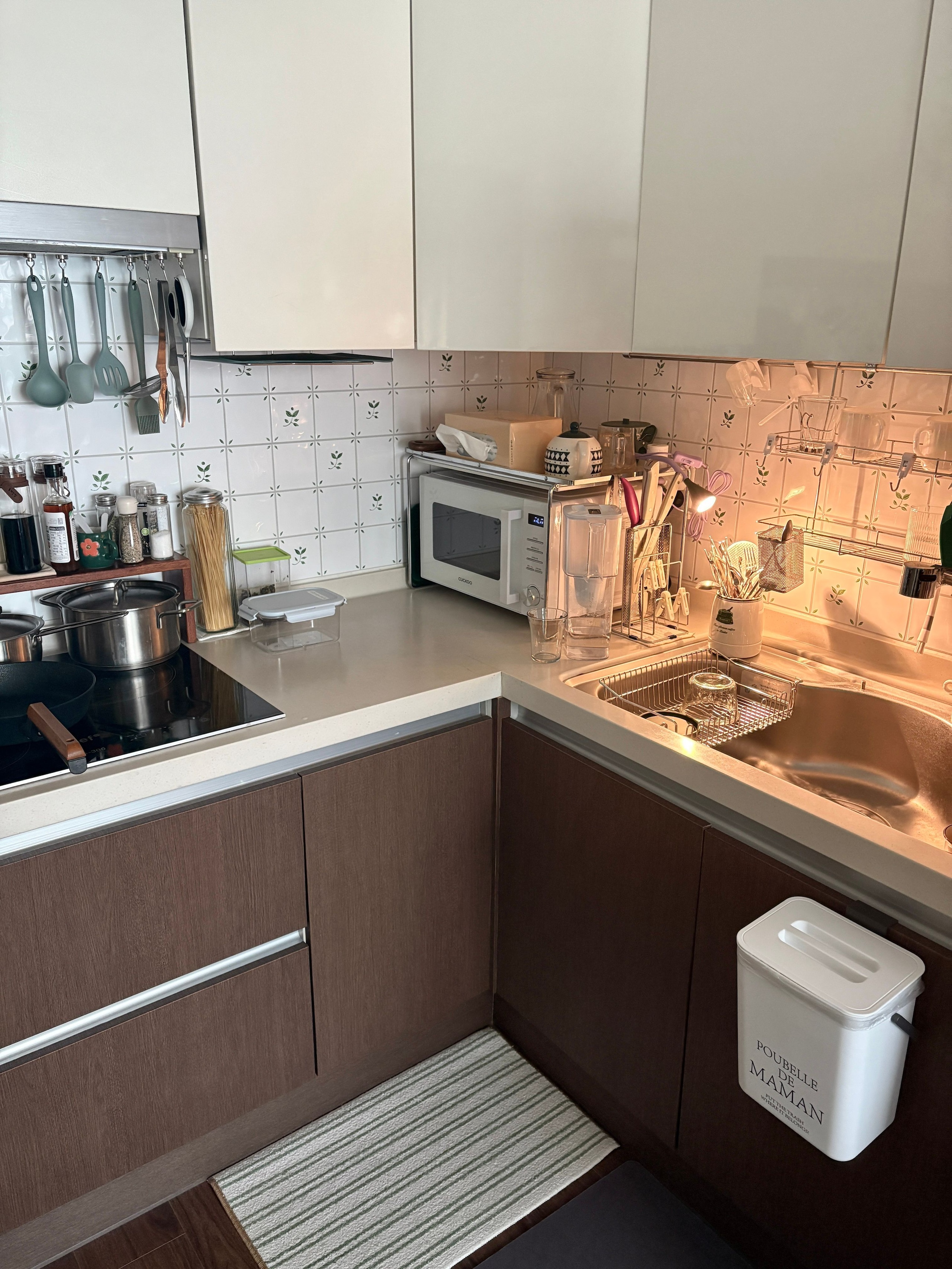 Dual Fit Sink Dish Rack user photo