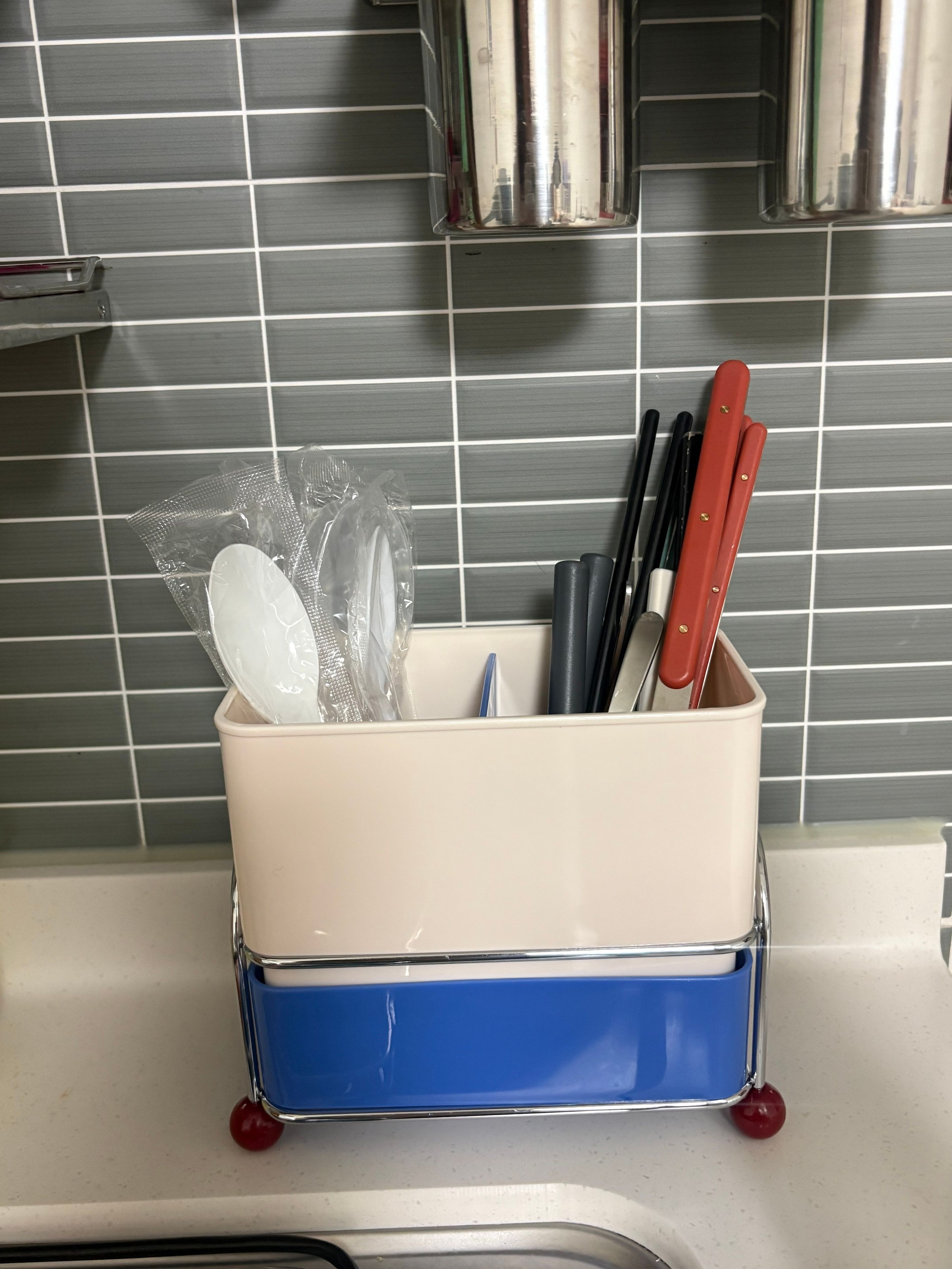 Bauhaus 2-Compartment Draining Cutlery & Utensil Holder user photo