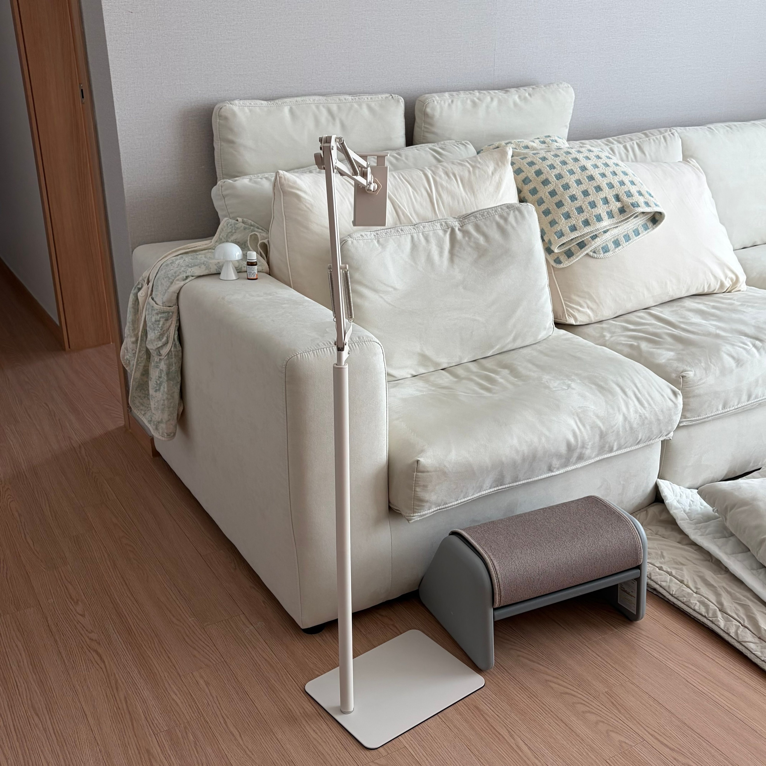 Oz Double-Sided Microfiber Blanket user photo