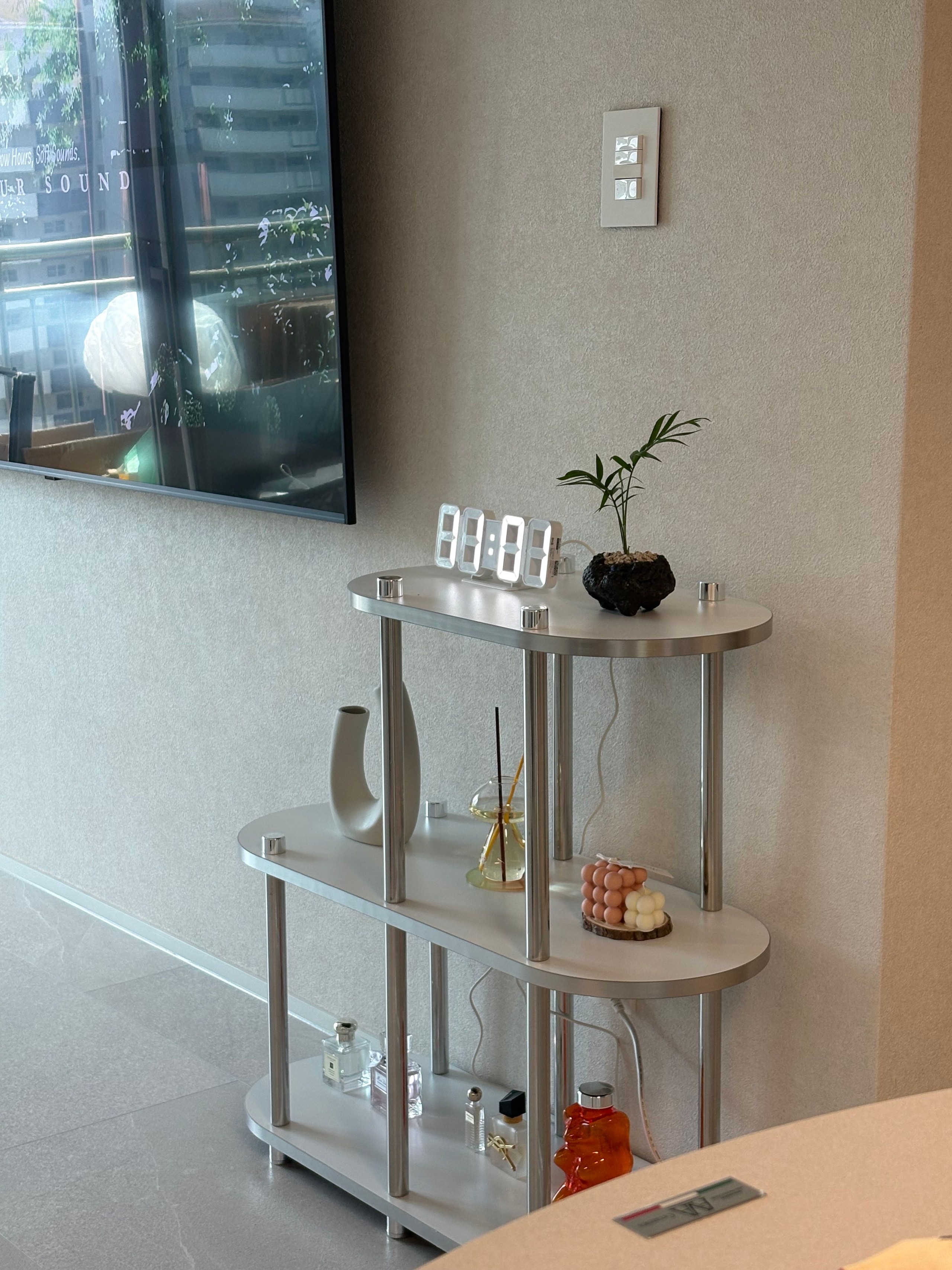 Urban Chrome Reversible Shelf user photo