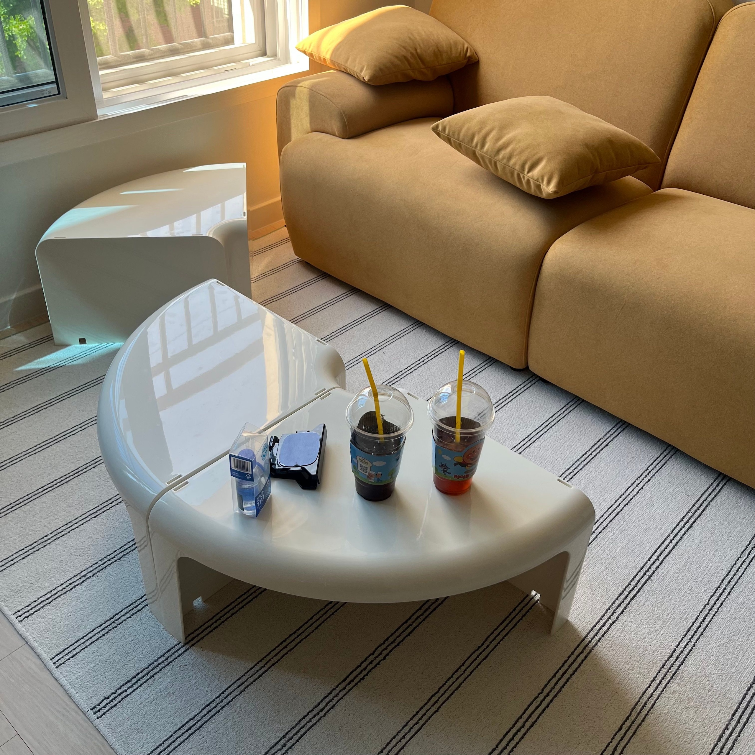 Quarter Modular Round Coffee Table user photo