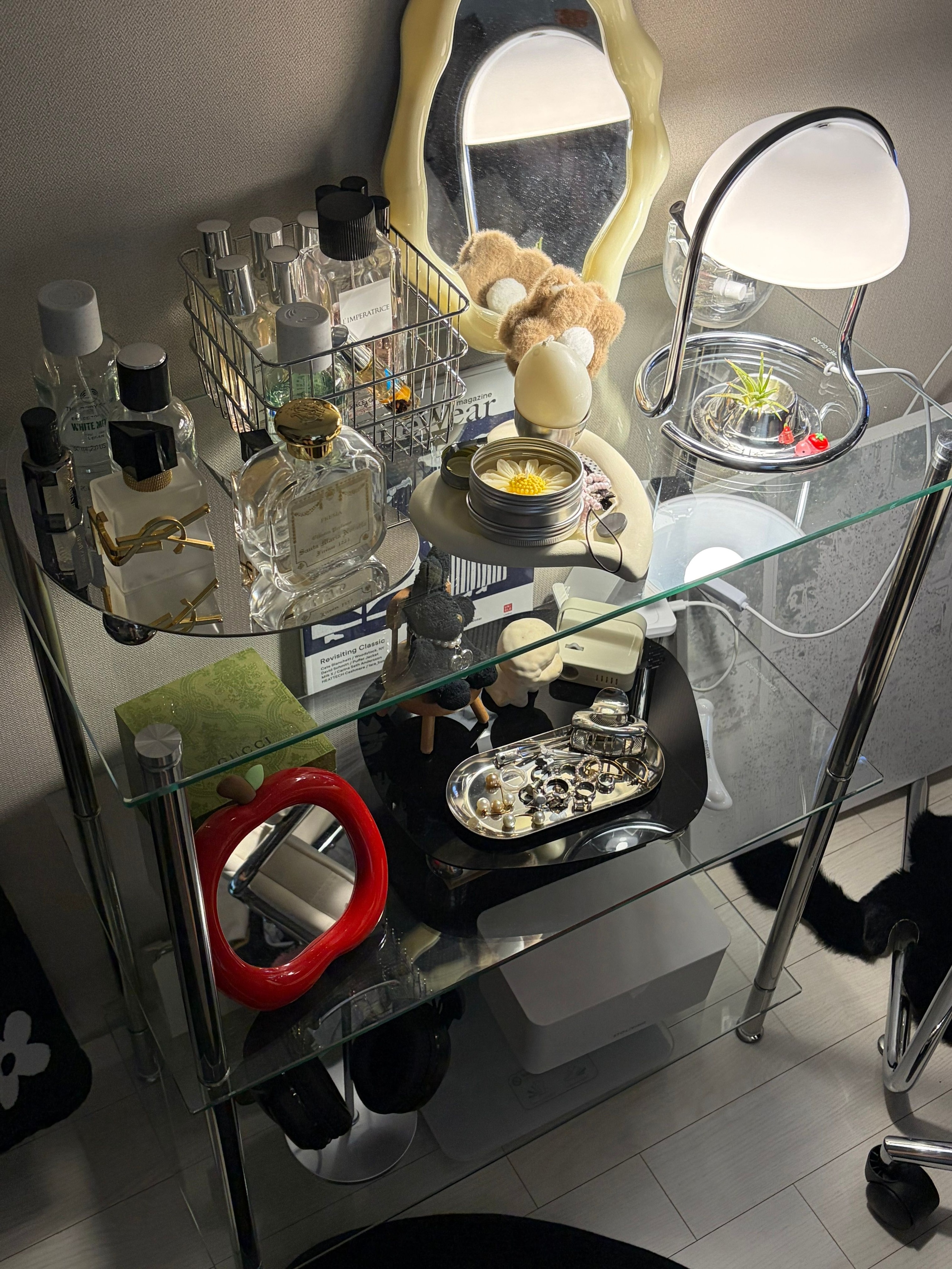 Mid-Century Modular Glass Shelf user photo