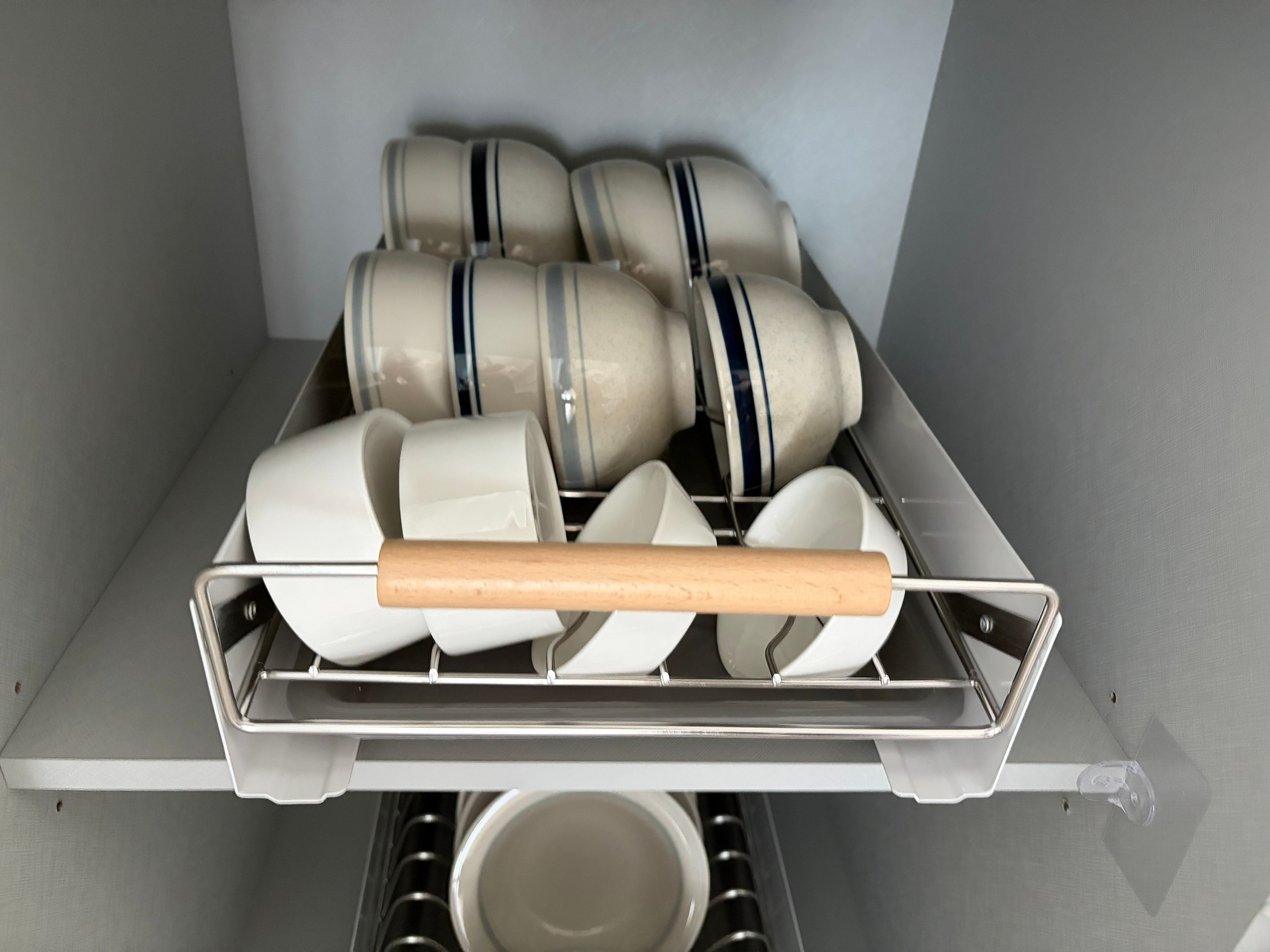 Sliding Dish Rack with Wood Handles user photo