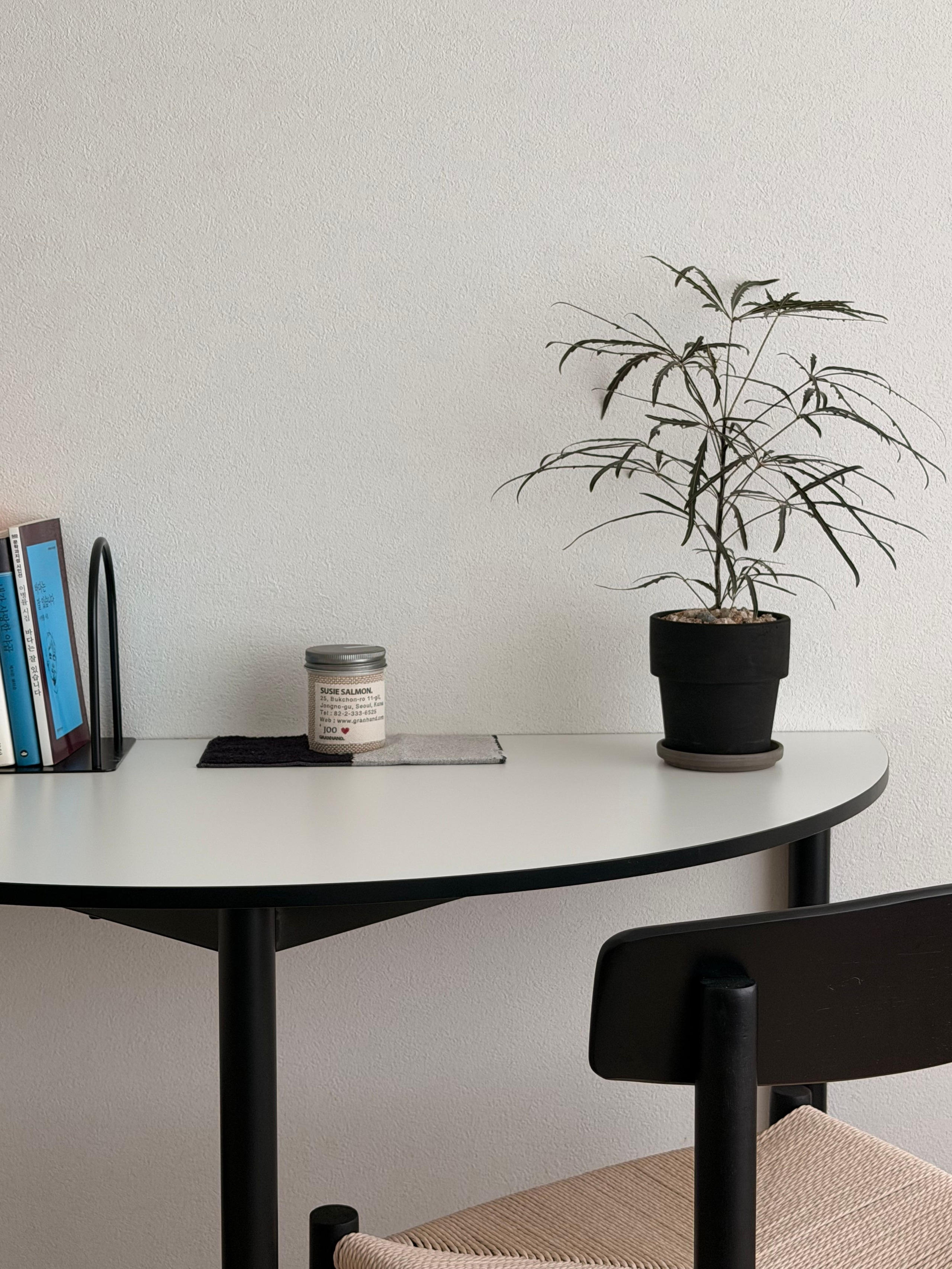 U-Steel Metal Bookend Organizer user photo