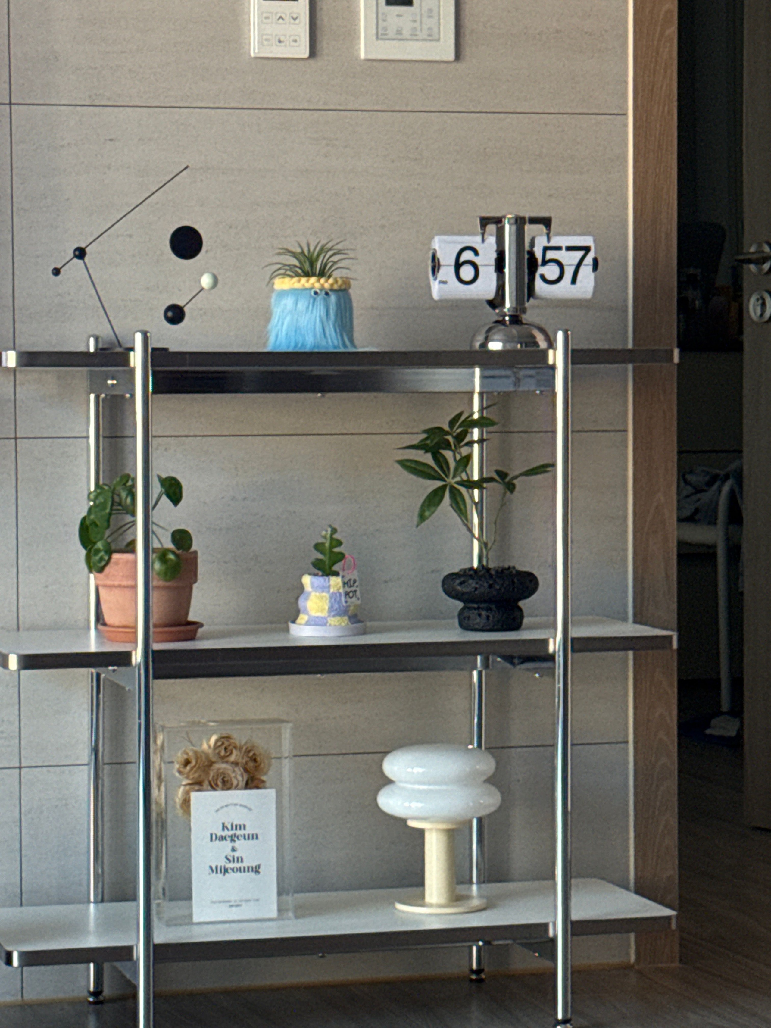 Gott Black Mid-Century Square Shelf user photo