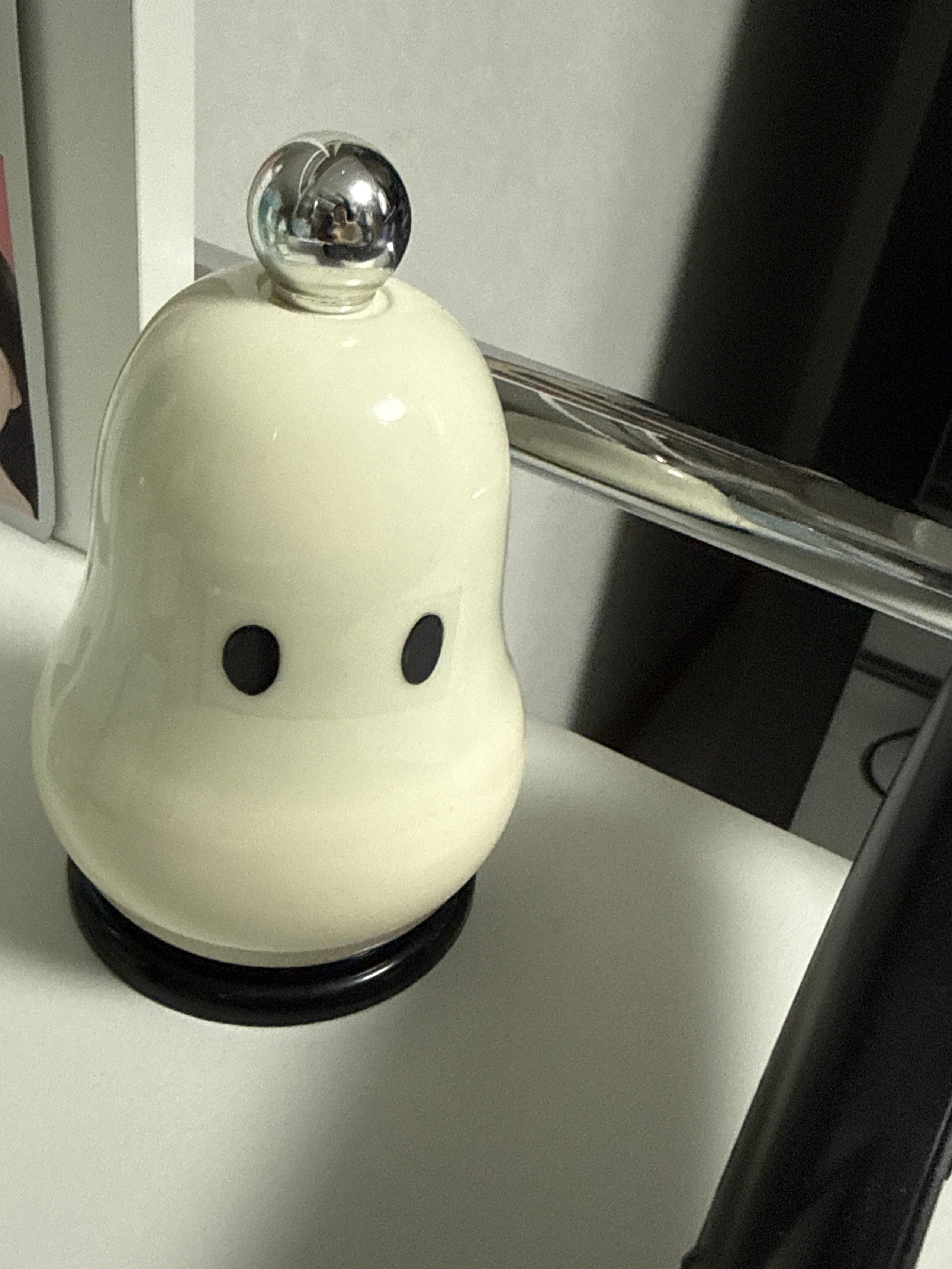 Pure Ghost Cotton Swab Case user photo