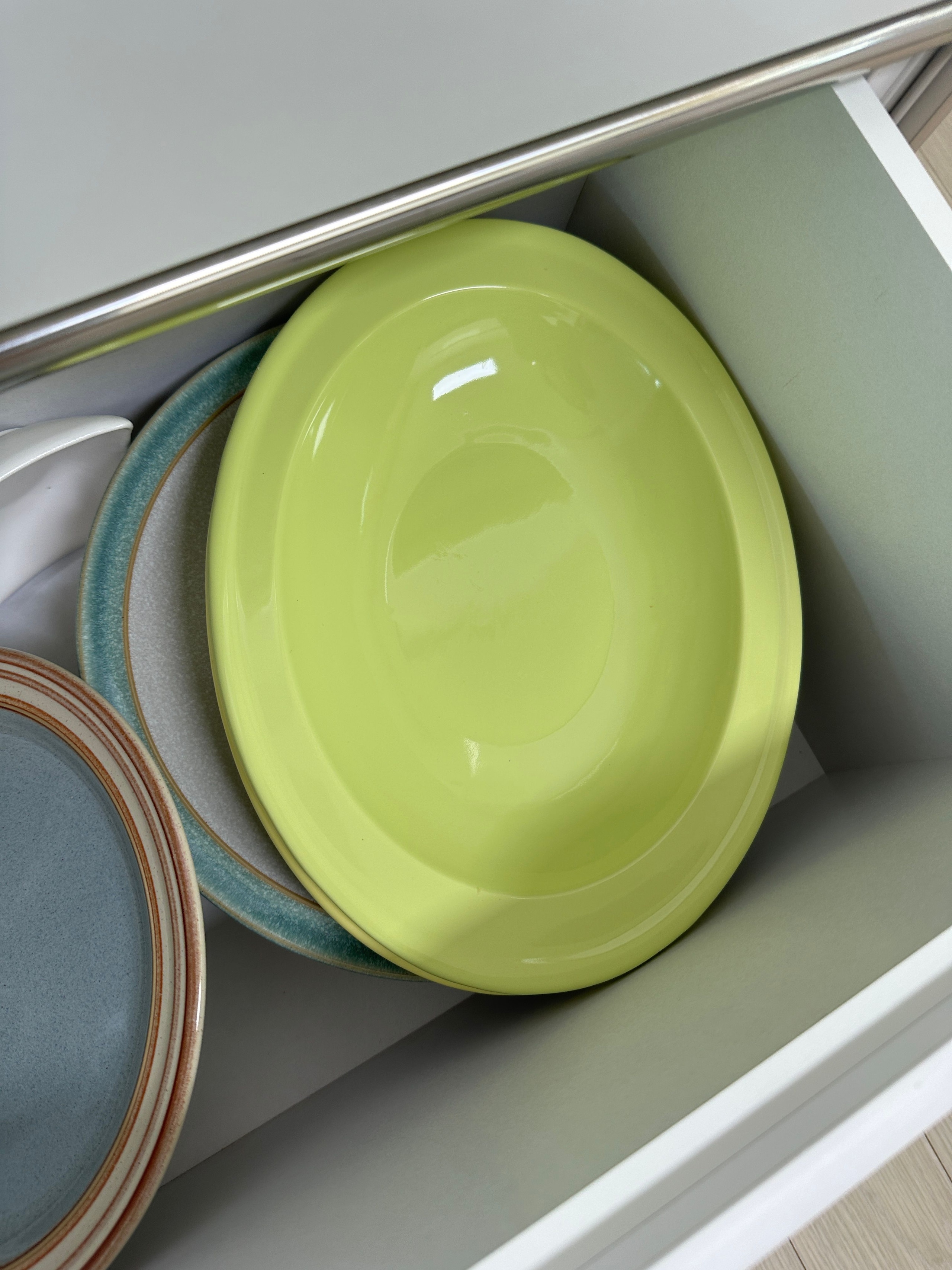 Vivid Color Oval Deep Plate user photo