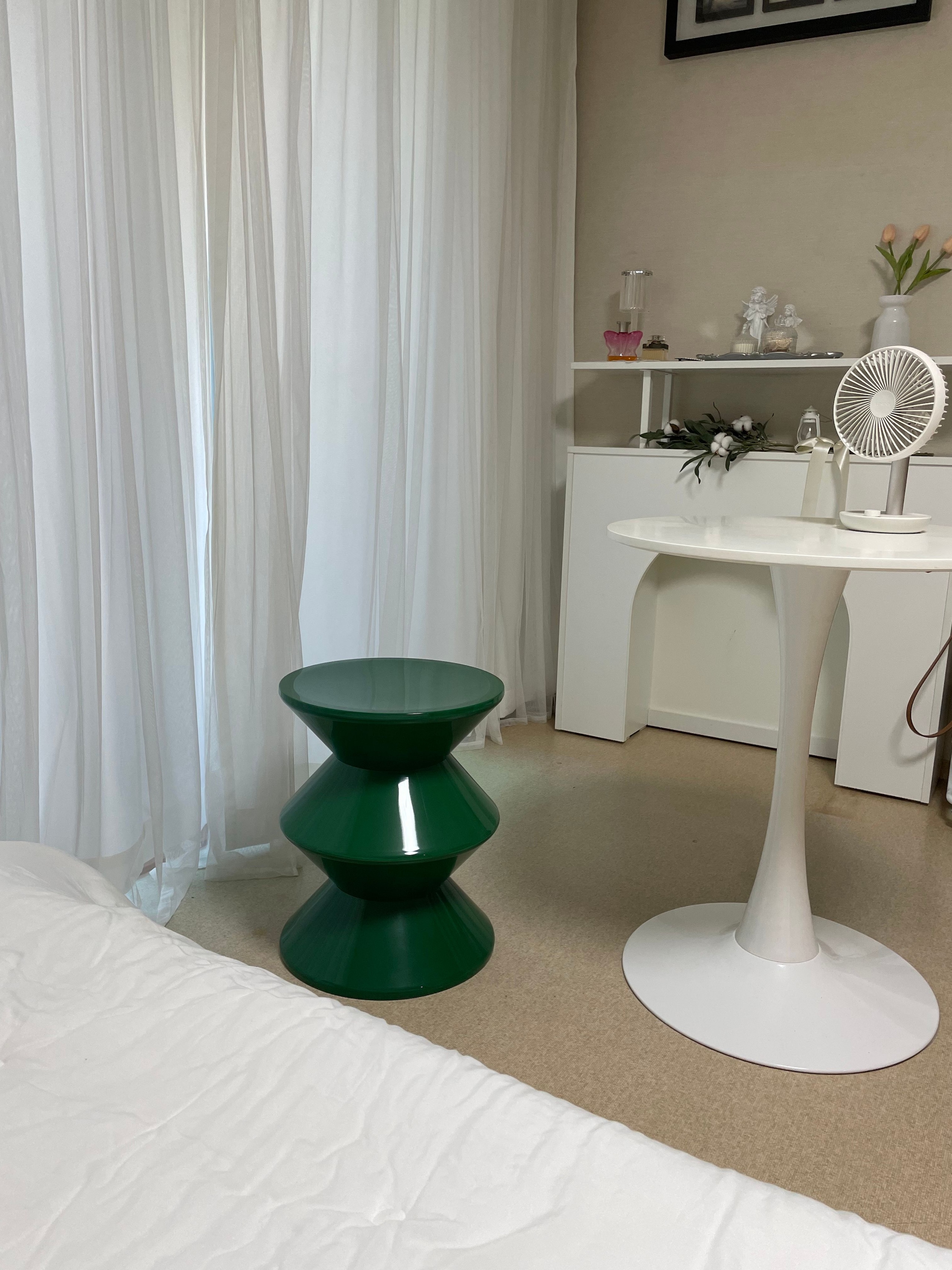 Sandglass Mid-Century Stool user photo