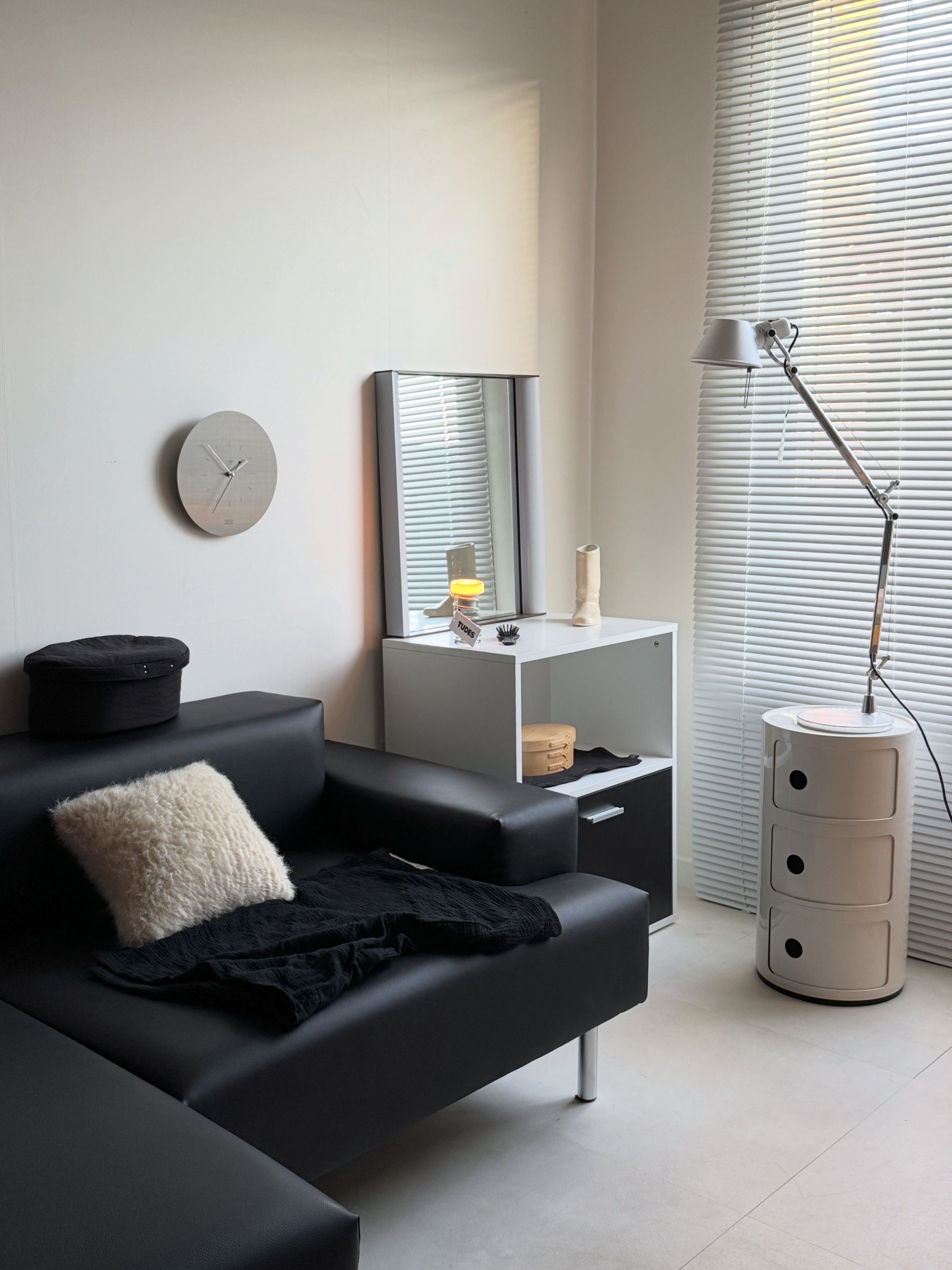 Orbit Stainless Steel Wall Clock user photo